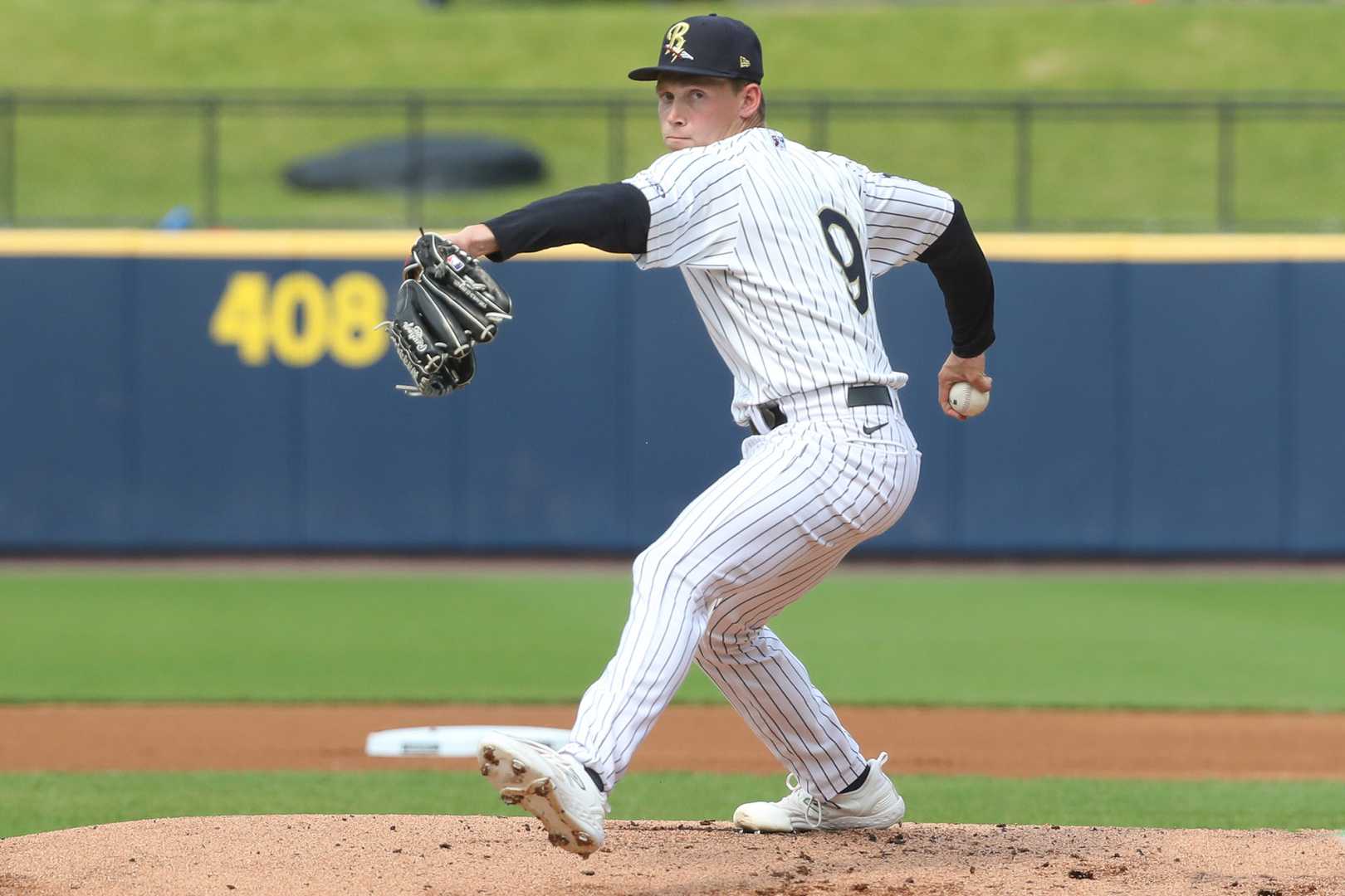Yankees Will Warren Pitching Mlb