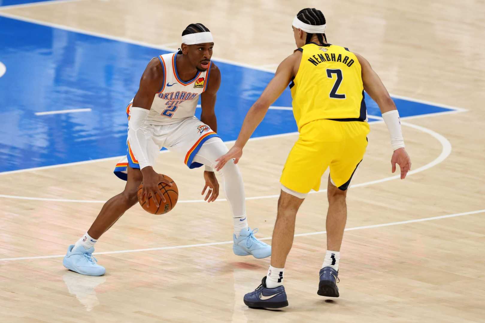 Andrew Nembhard Guarding Shai Gilgeous Alexander