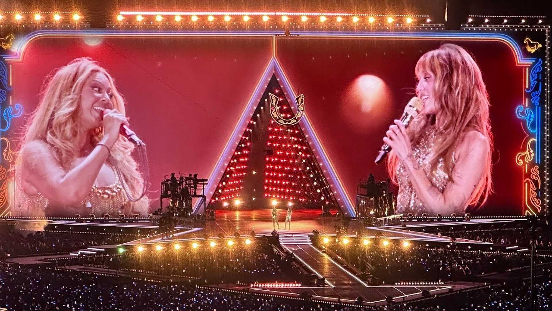 Beyoncé Miley Cyrus Cowboy Carter Tour Paris