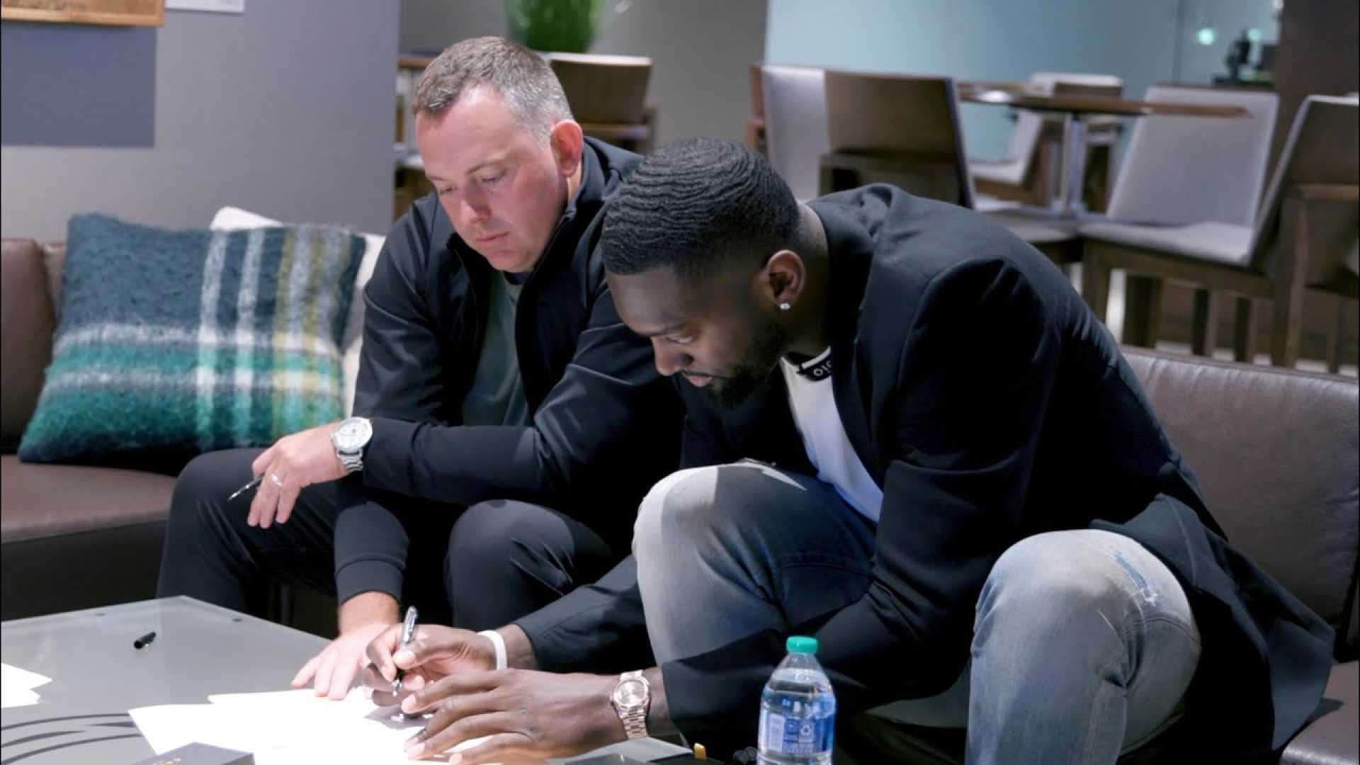 Bobby Portis Milwaukee Bucks Contract Signing
