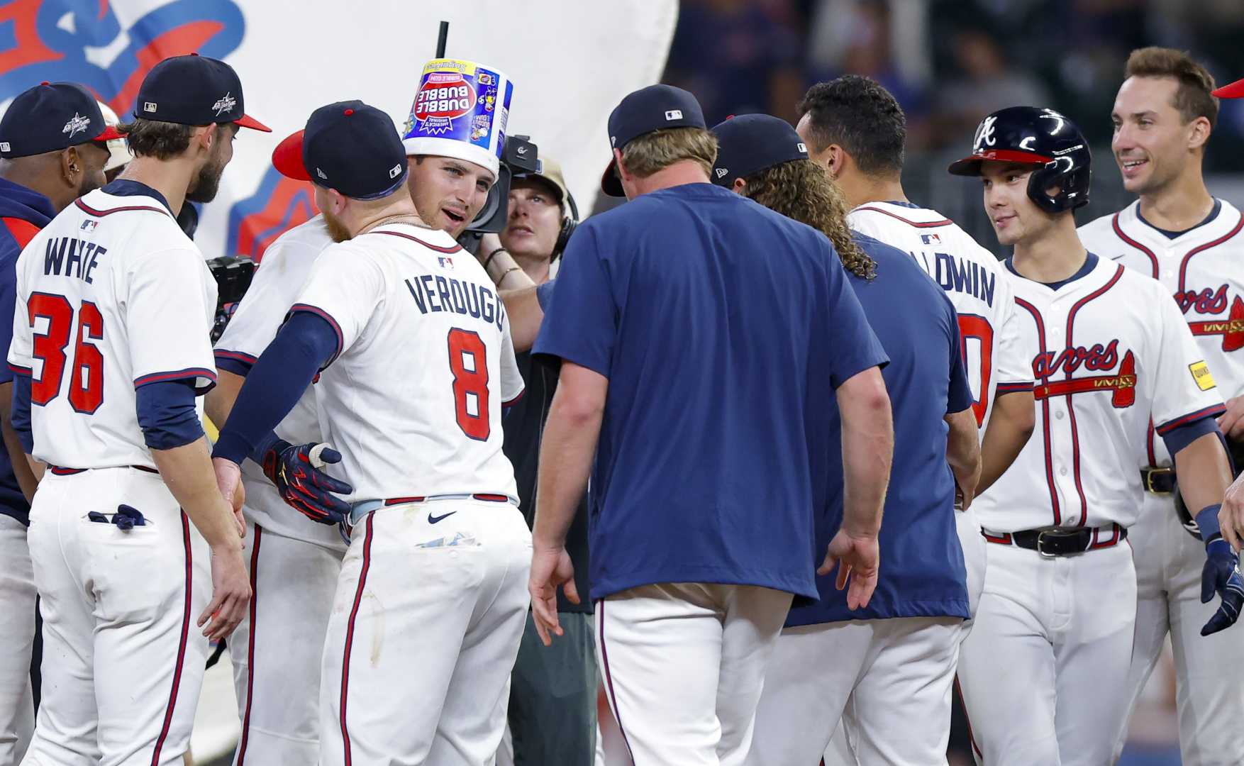 Braves Players Celebrating Win Over Mets