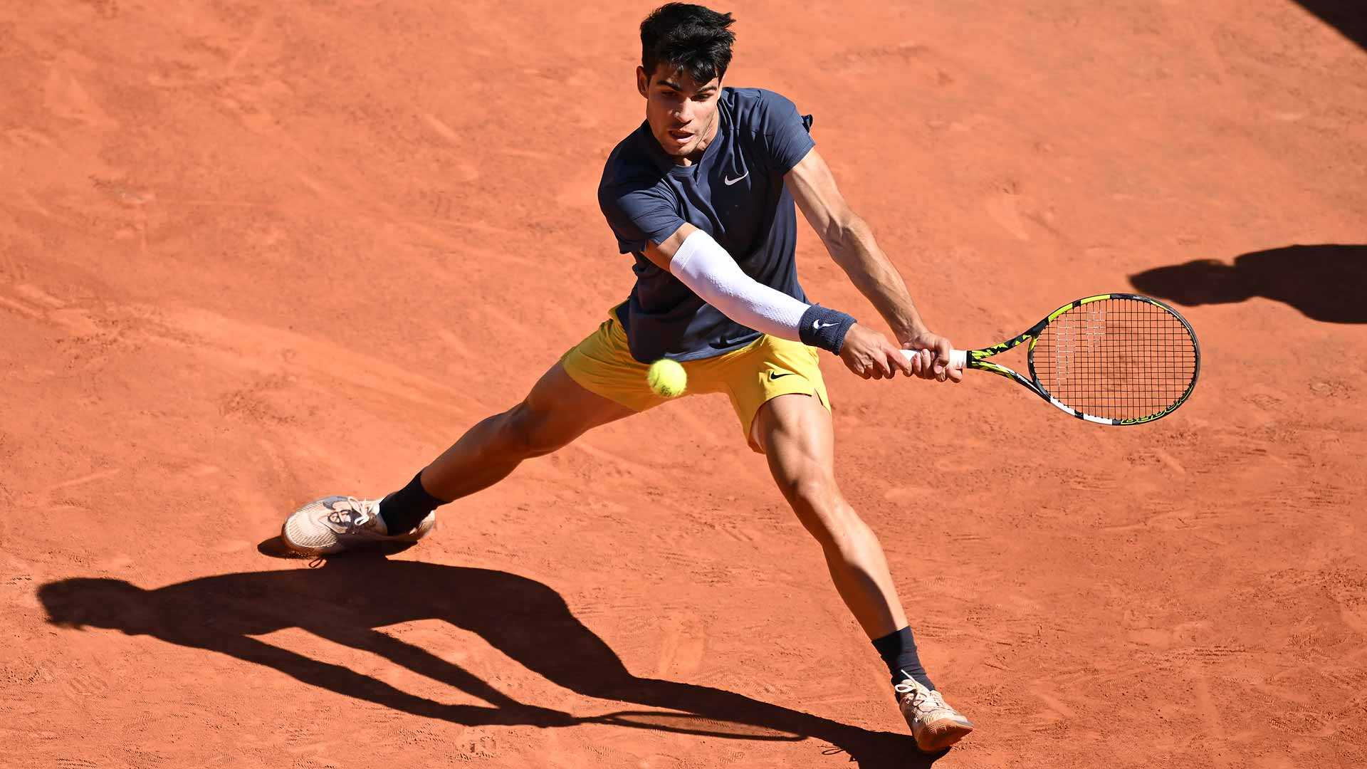 Carlos Alcaraz Roland Garros Match