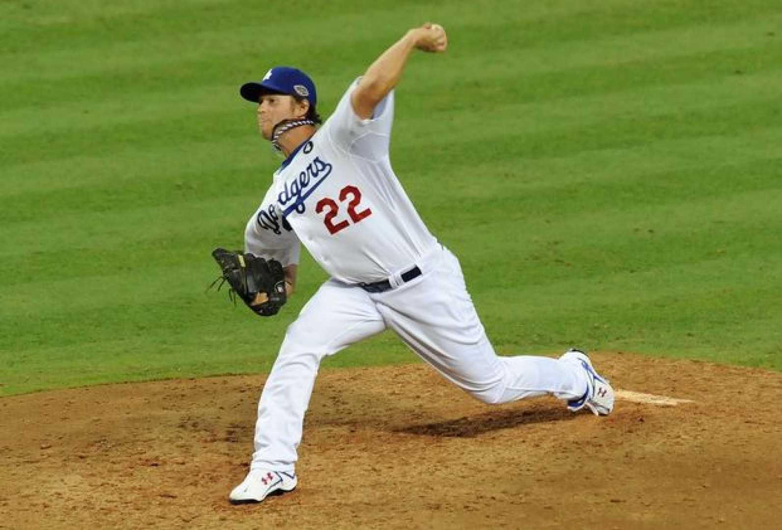 Clayton Kershaw Pitching Baseball Mlb