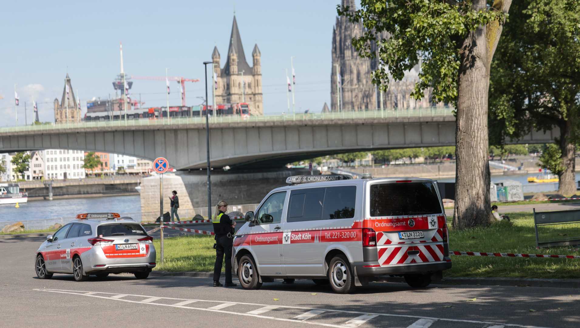 Cologne Wwii Bomb Evacuation