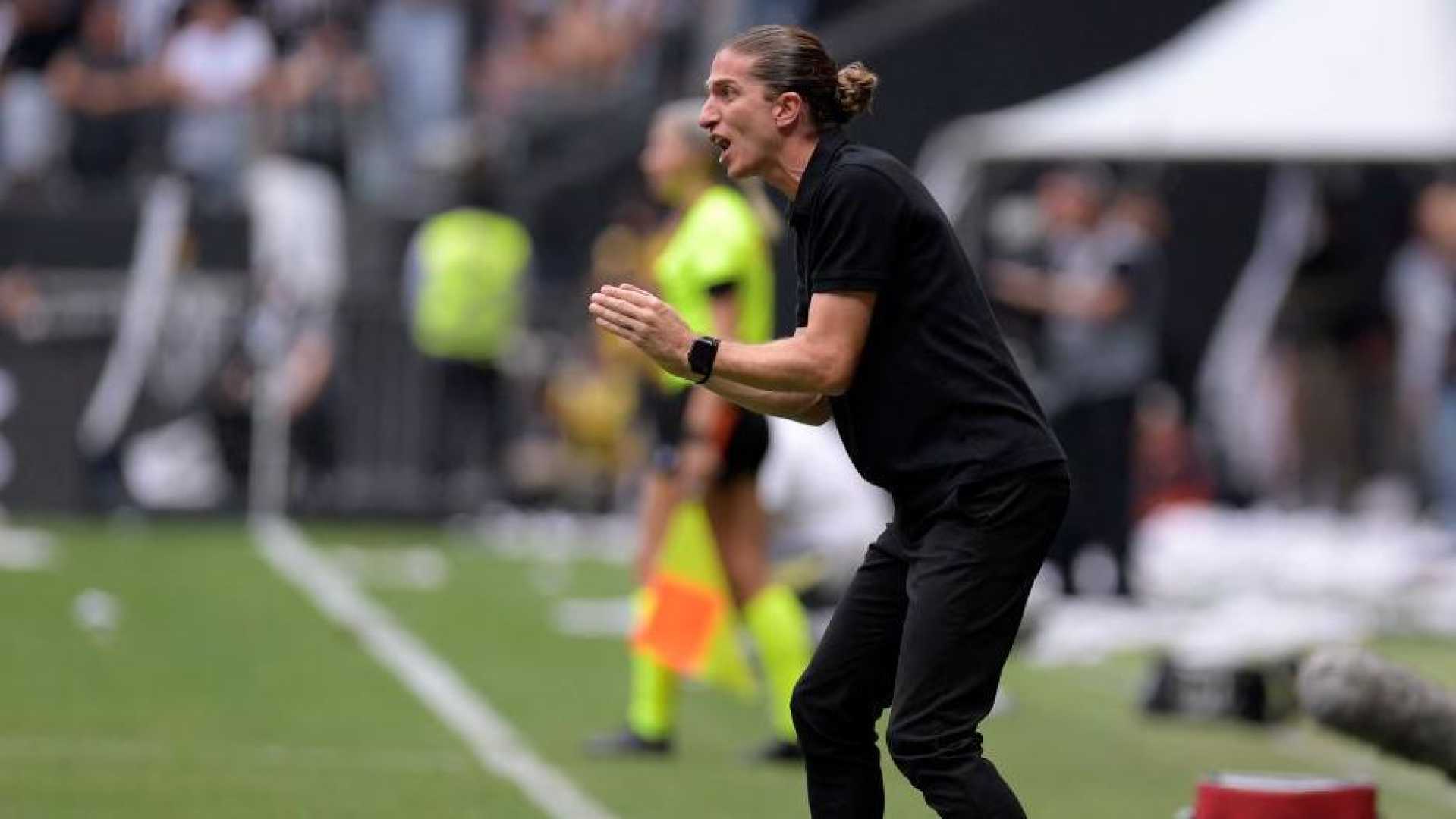 Filipe Luis Flamengo Football Coach