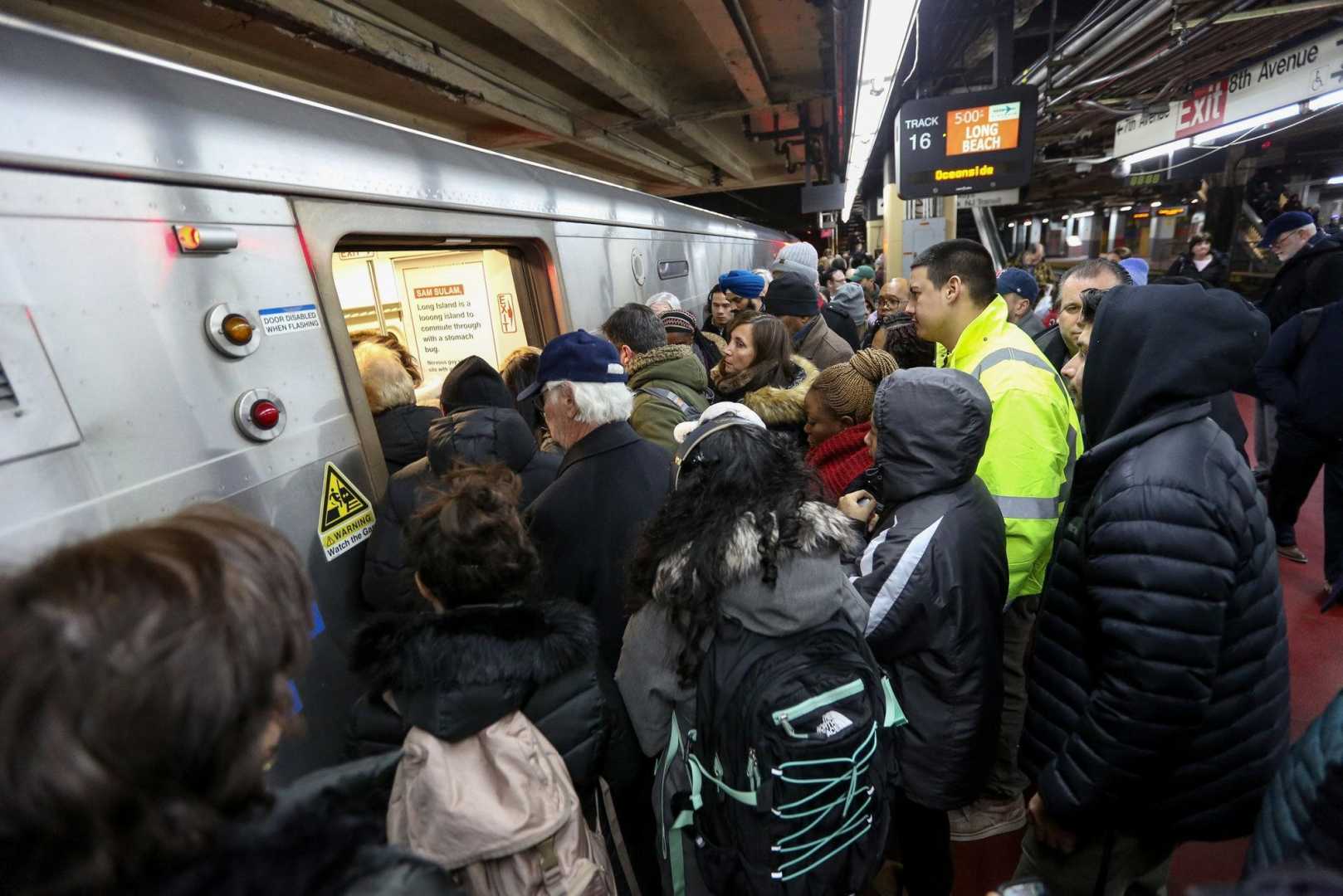Grand Central Madison Smoke Train Disruption