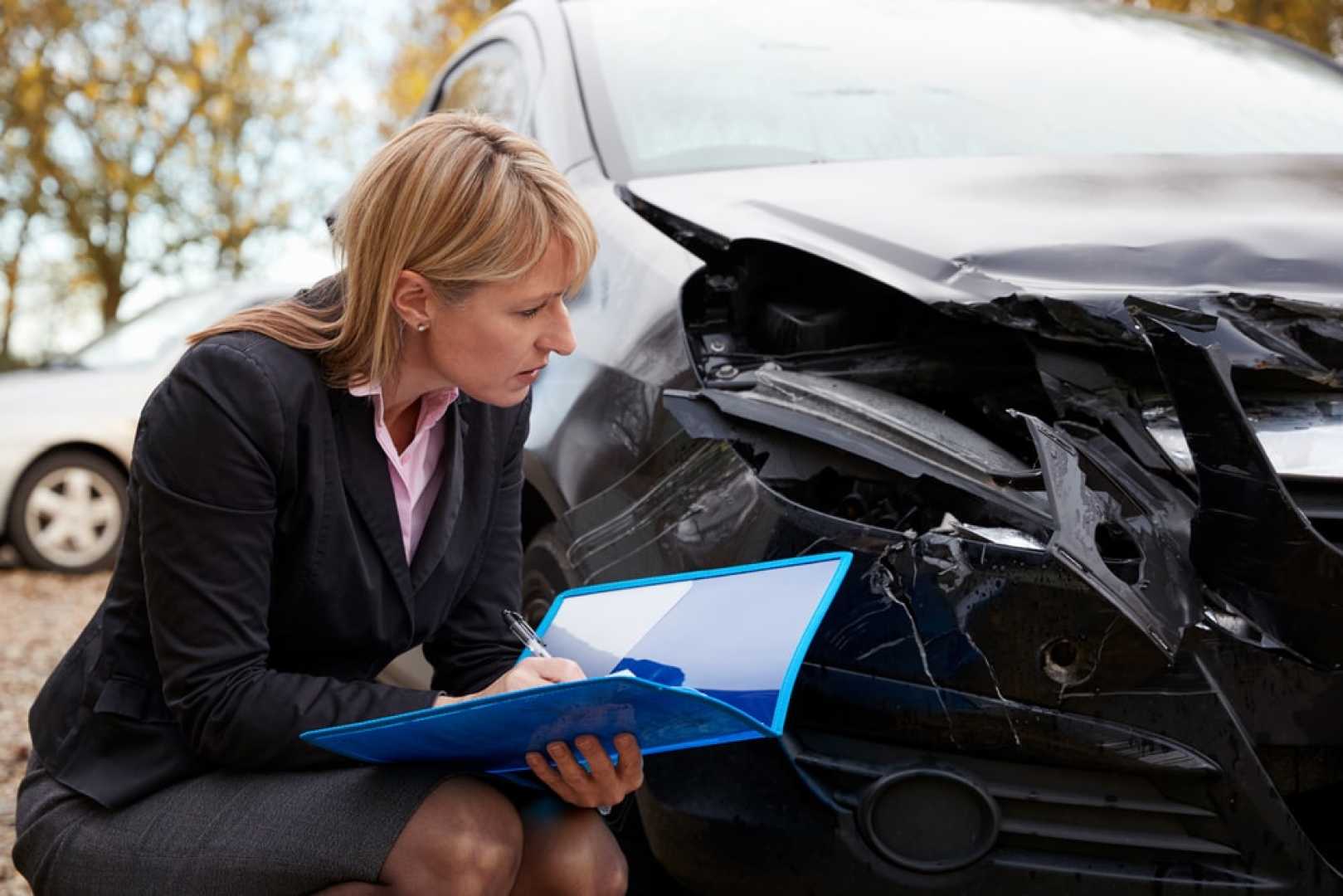 Insurance Adjuster Accident Claim