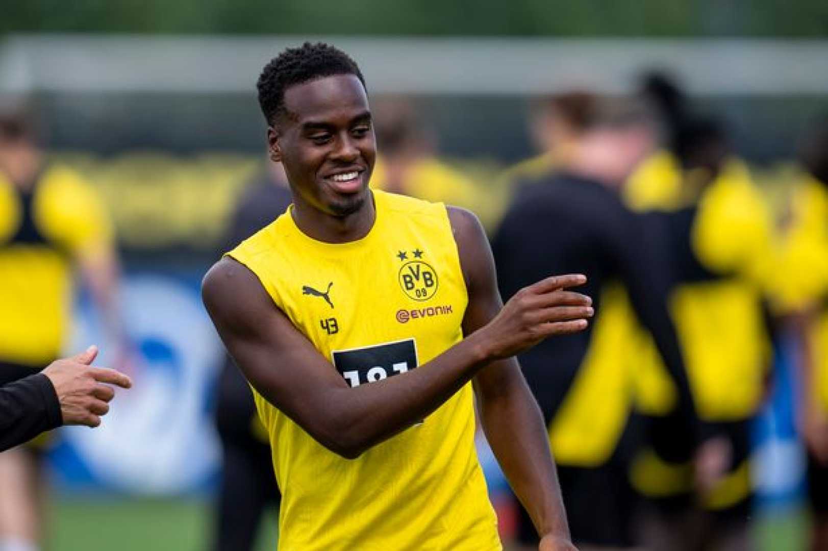 Jamie Gittens Chelsea Transfer News