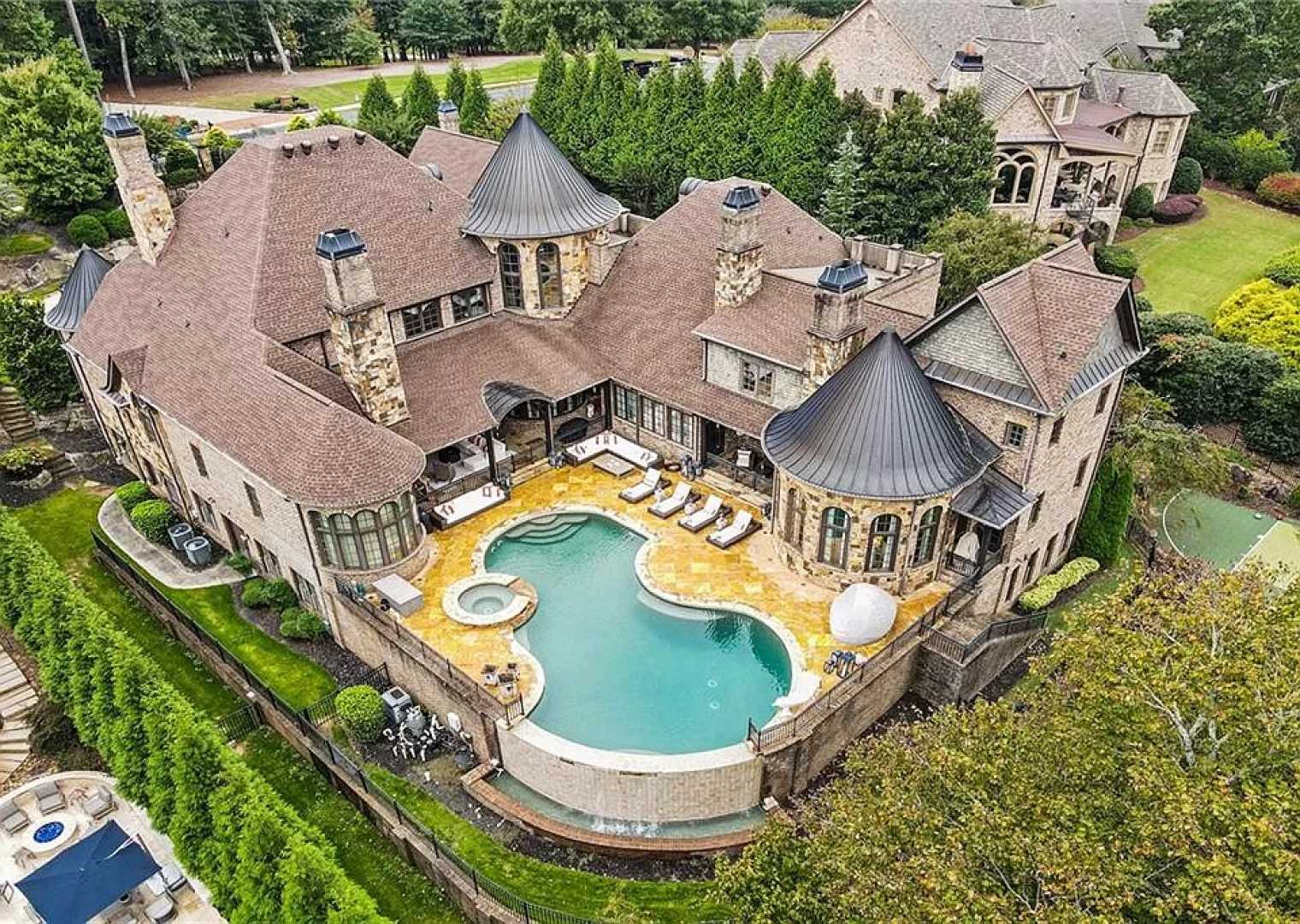 Kim Zolciak Kroy Biermann Mansion Eviction