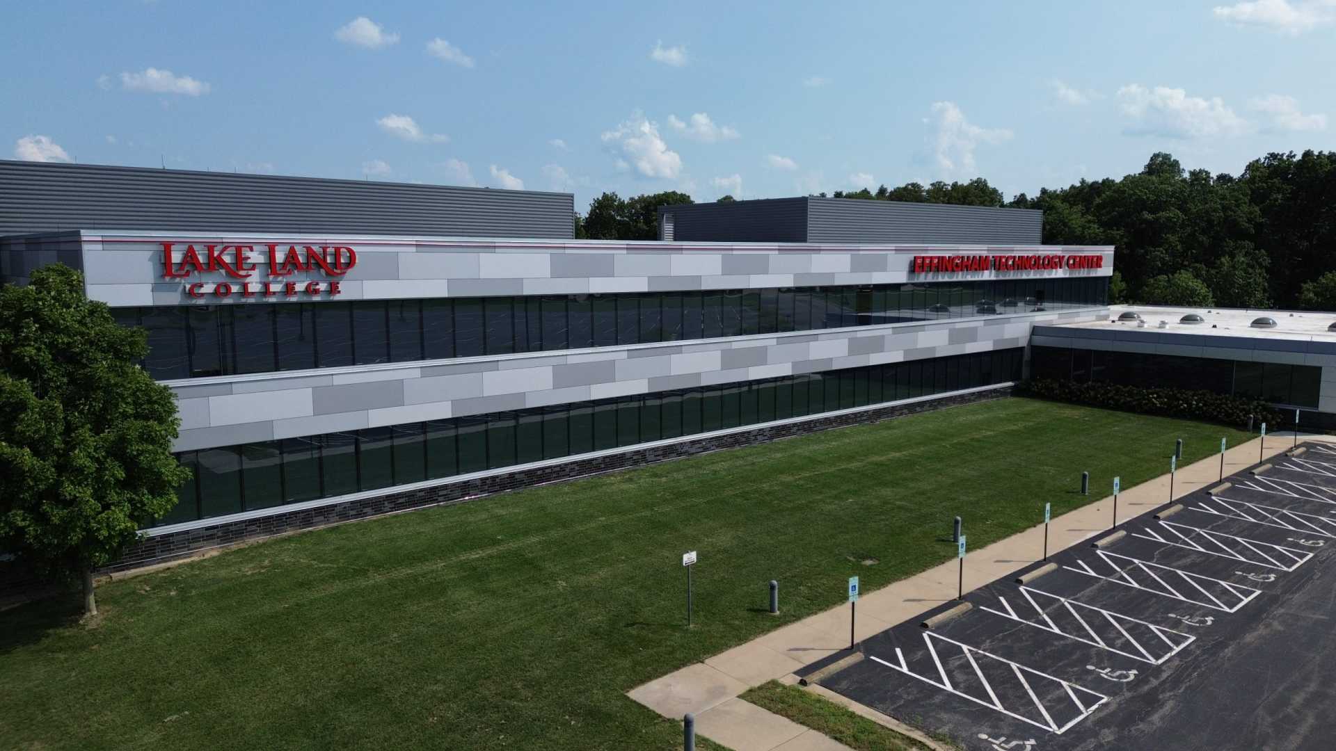 Lake Land College Effingham Technology Center