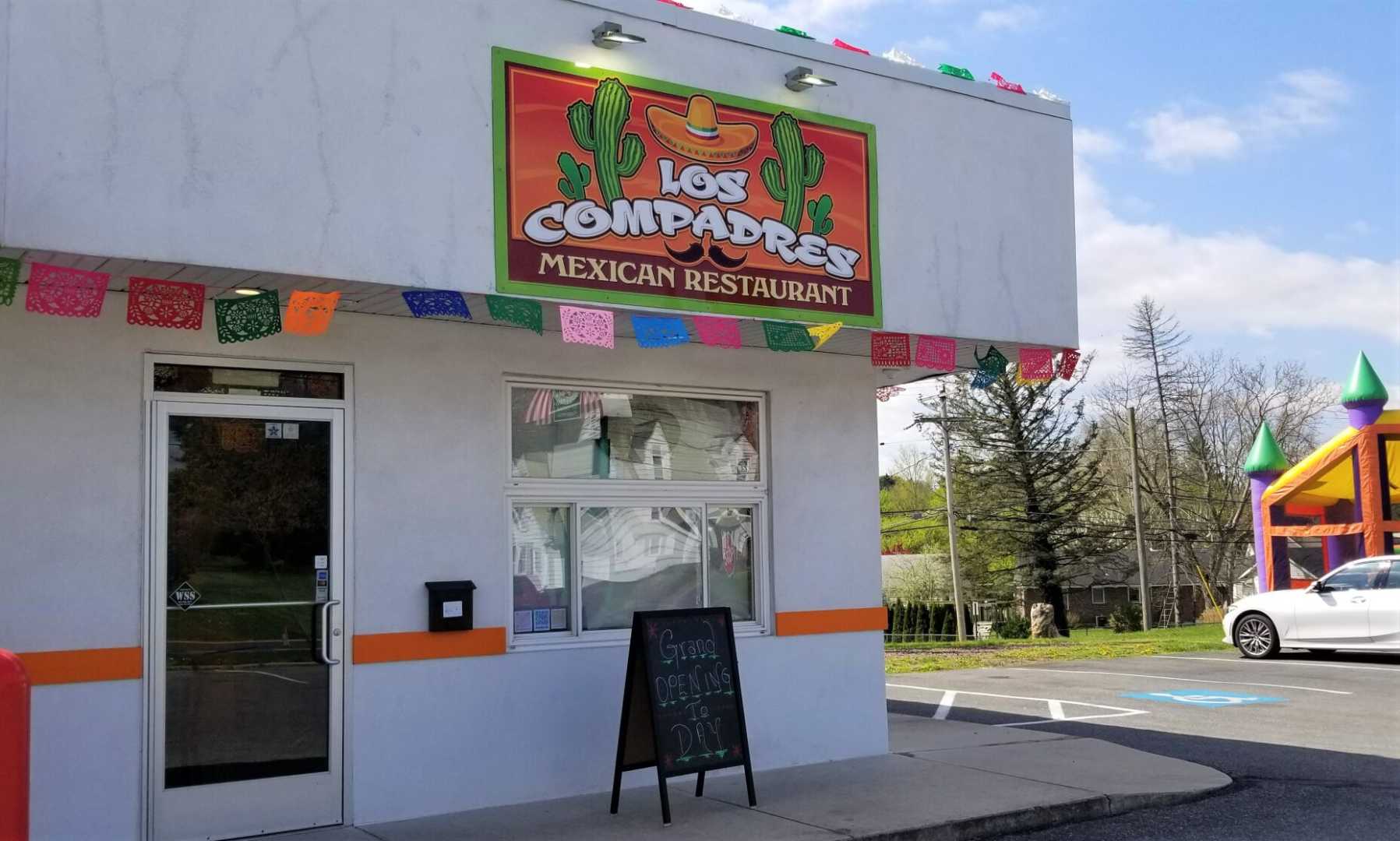 Los Compadres Mexican Restaurant Opening