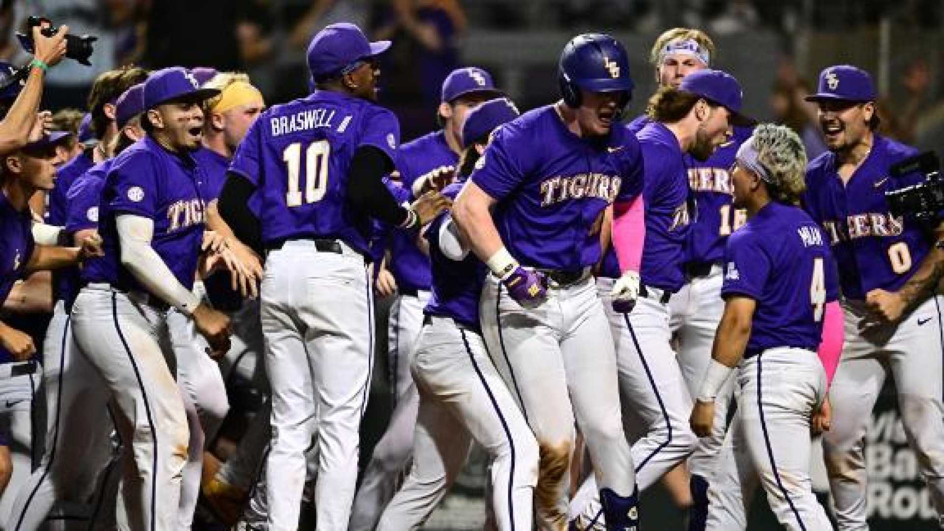 Lsu Baseball Team In Action