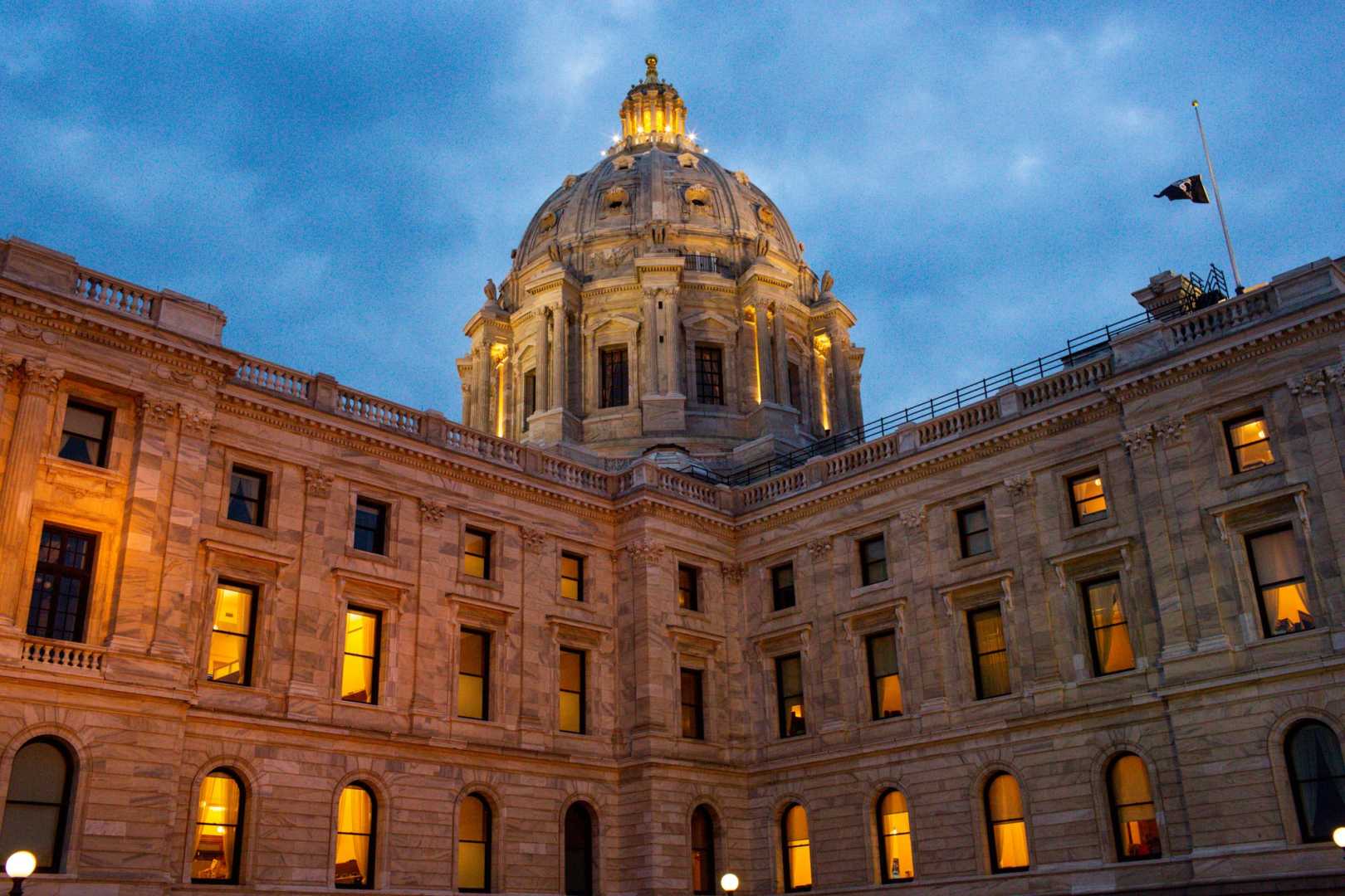 Minnesota Capitol Building Legislature Vote