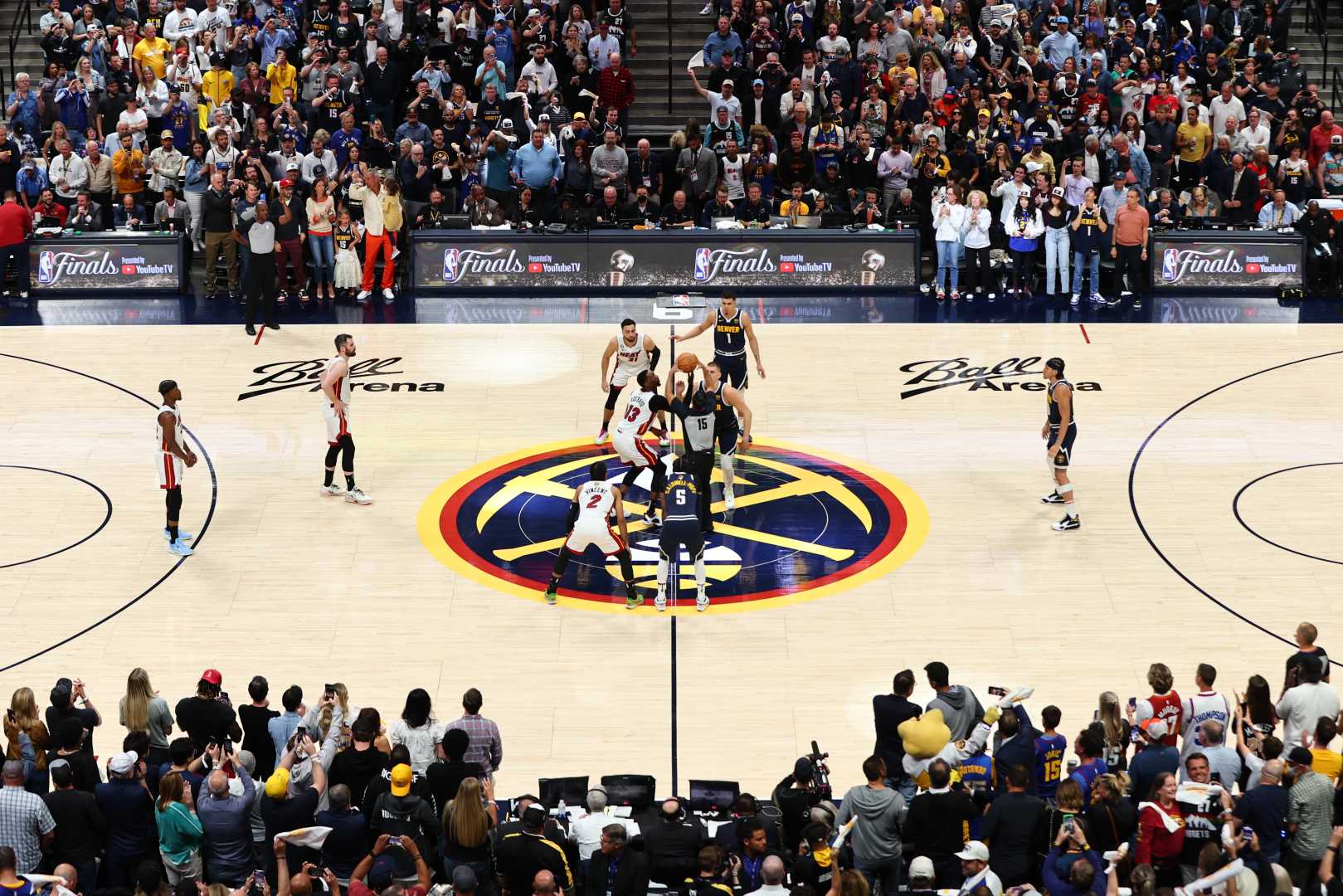 Nba Finals Trophy Logo Court