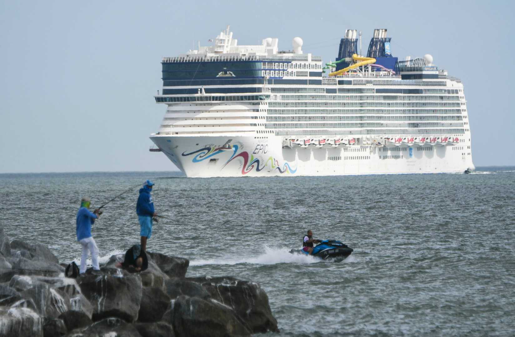 Norwegian Epic Ship Incident Catania Sicily