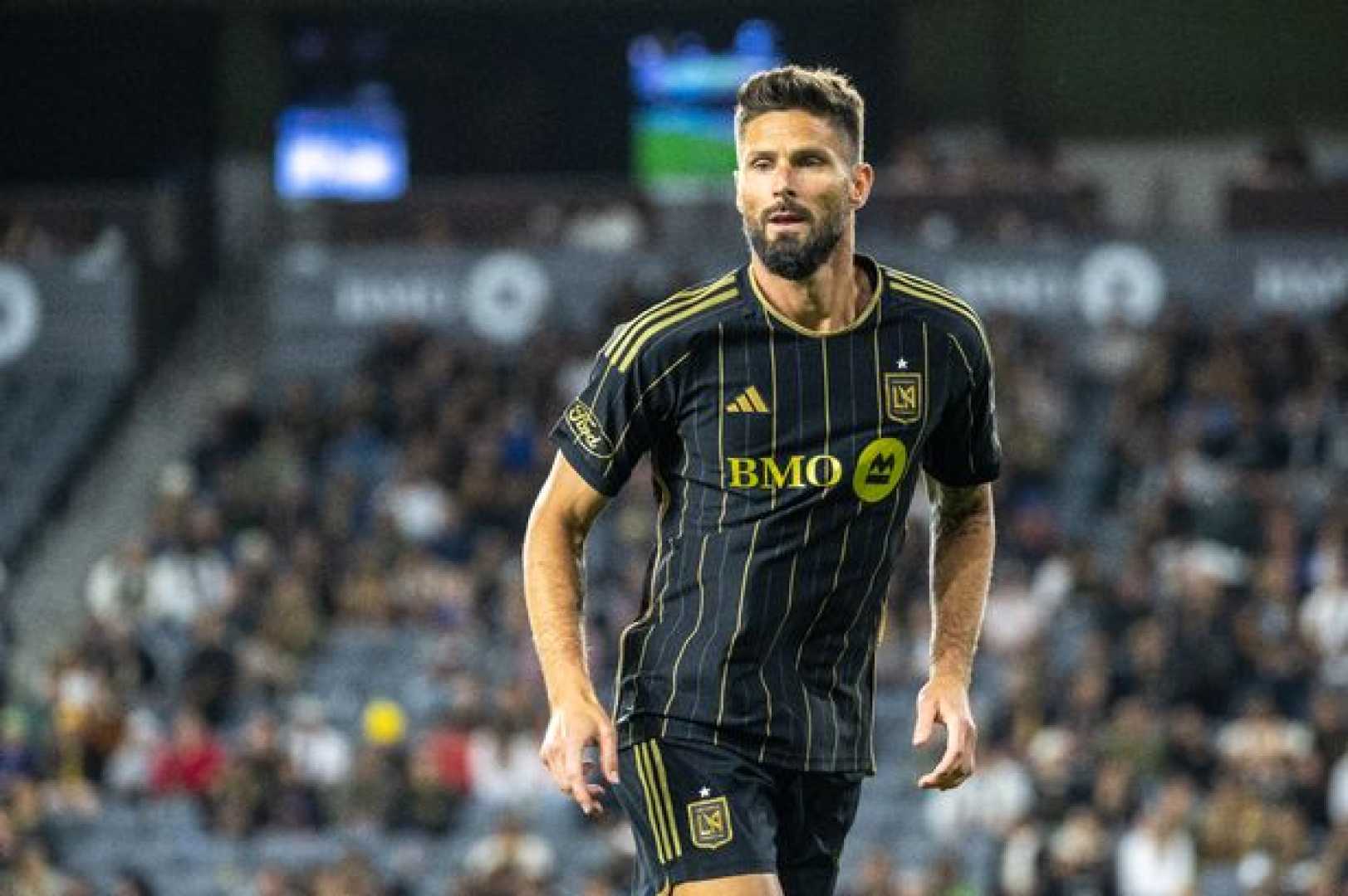 Olivier Giroud Soccer Transfer News