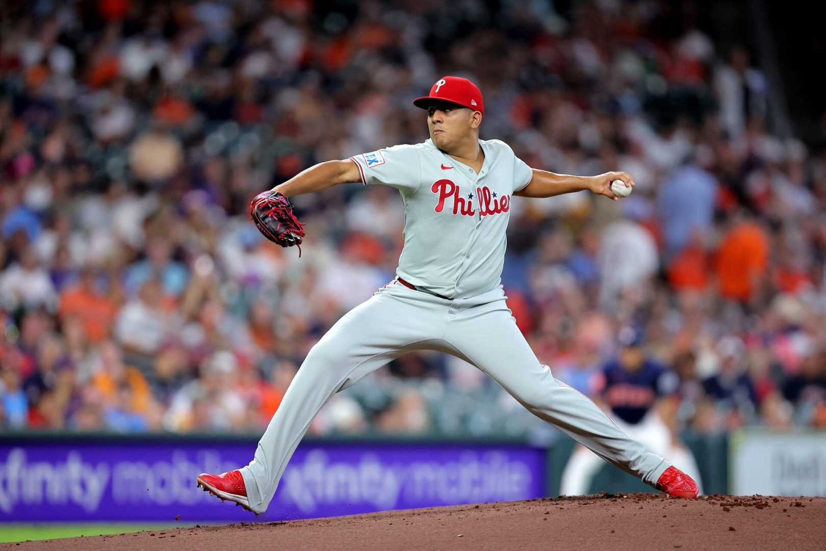 Ranger Suárez Pitching Against Astros