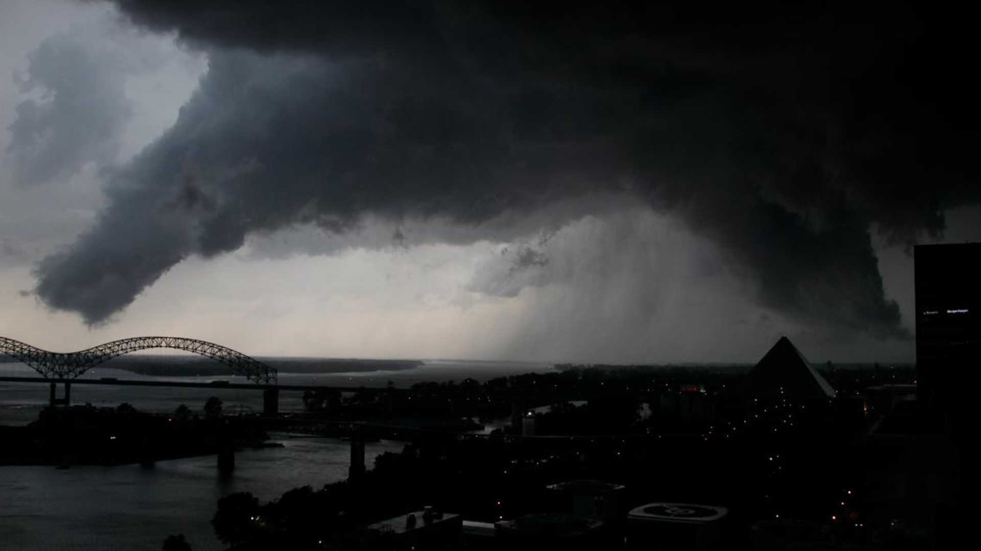 Severe Weather Storms In Memphis