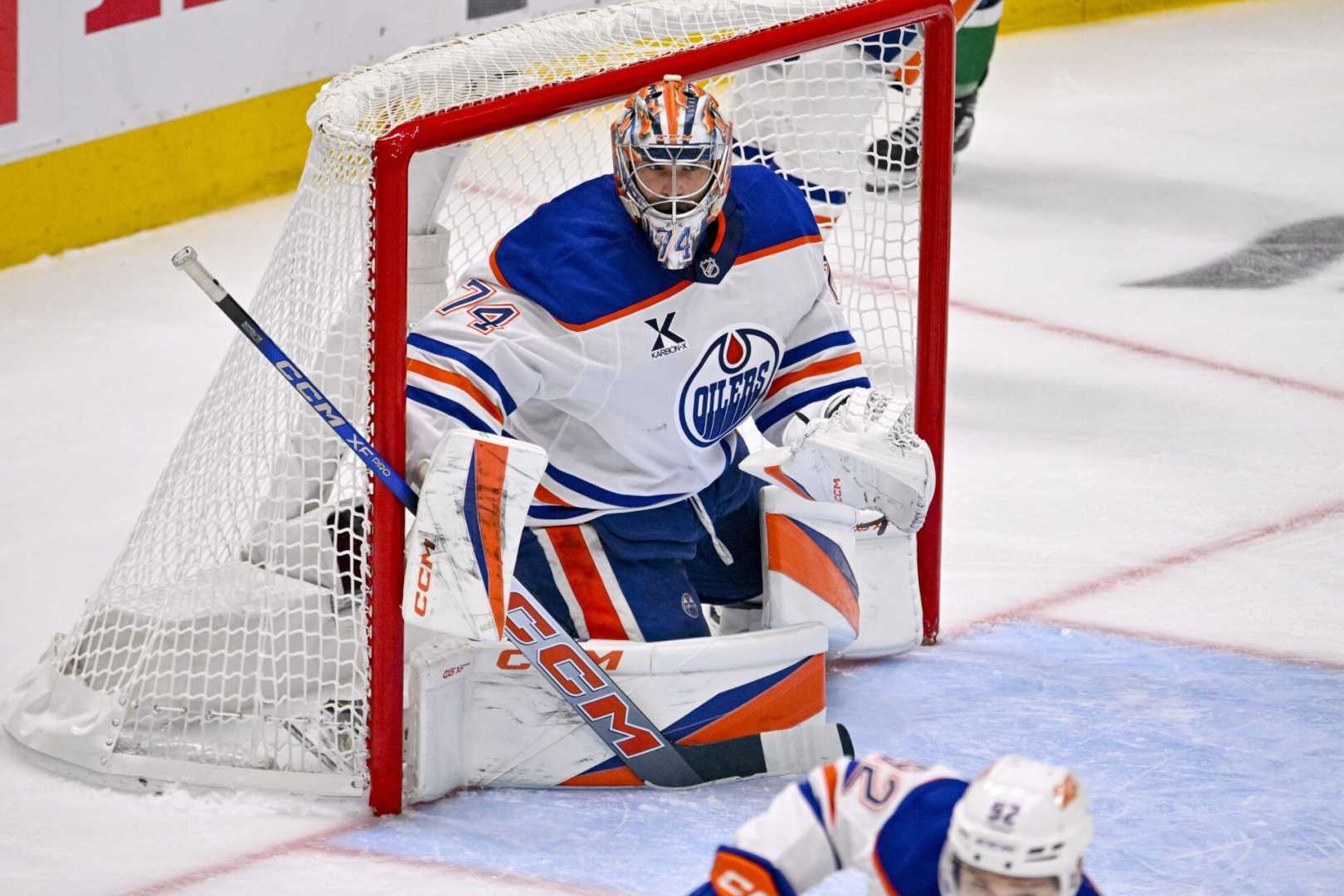 Stuart Skinner Stanley Cup Final 2025