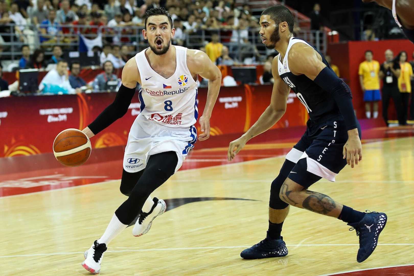 Tomas Satoransky Basketball Performance
