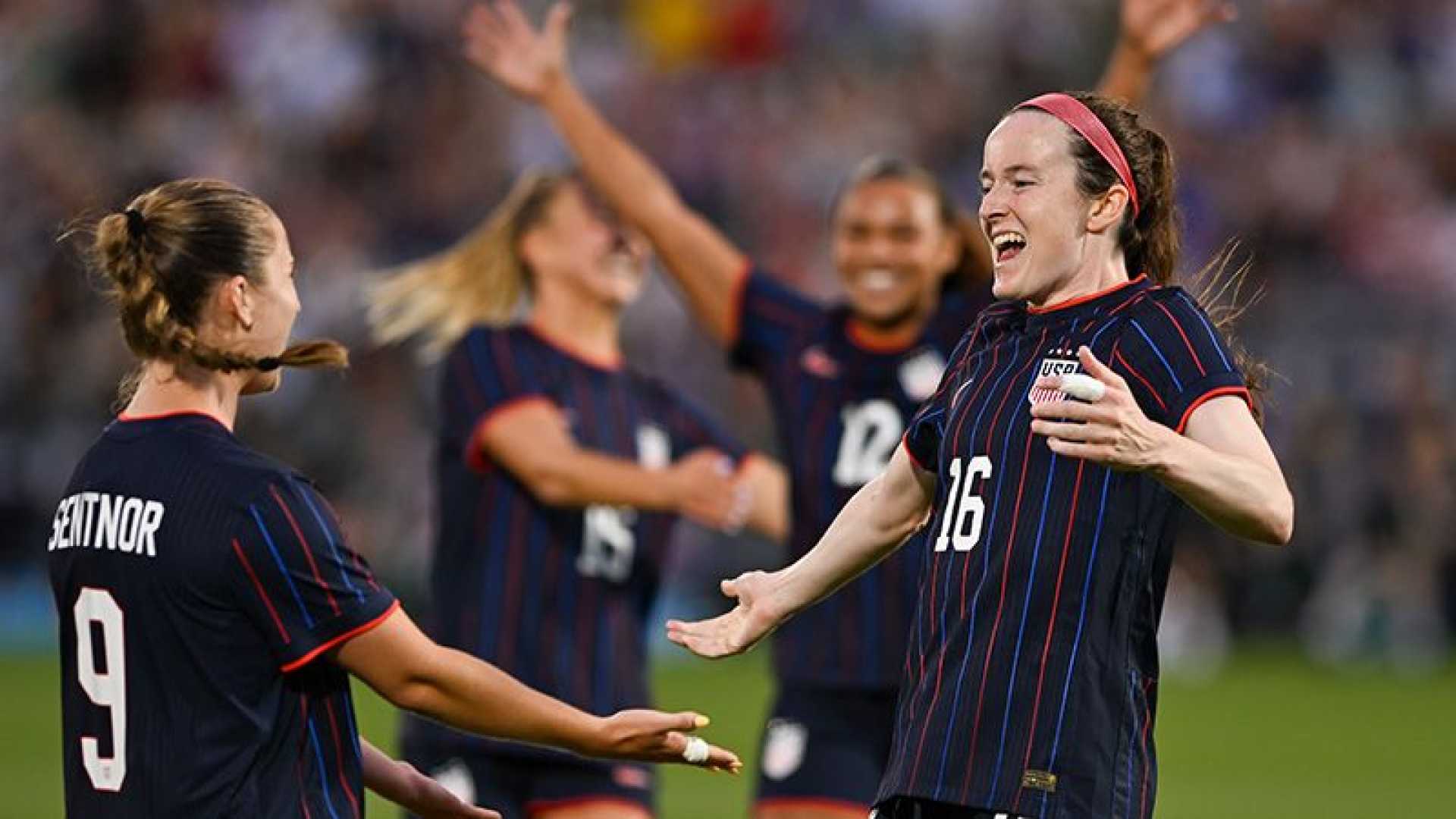 Us Women's National Soccer Team Vs Ireland