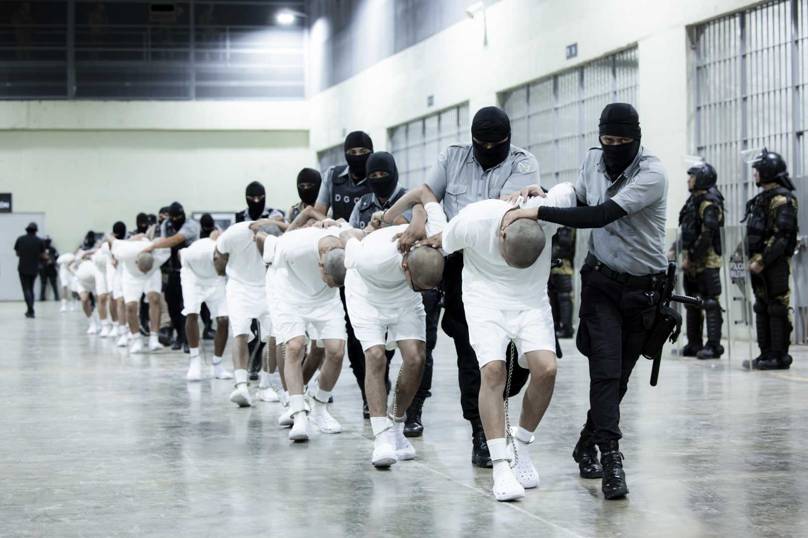 Venezuelan Migrants Deported To El Salvador