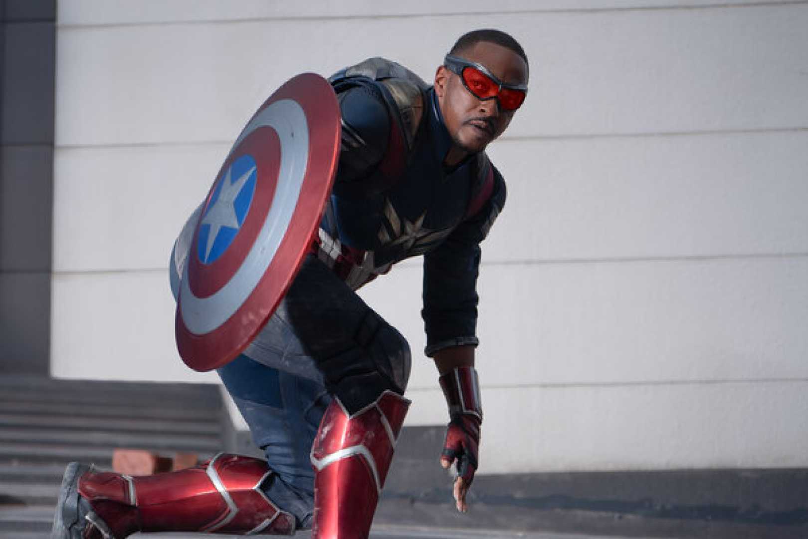Anthony Mackie Captain America Avengers