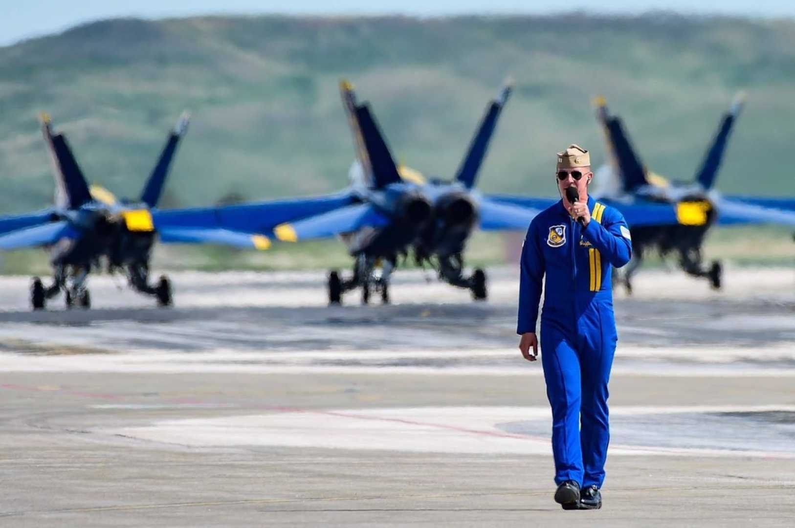 Blue Angels Navy Flight Demonstration Squadron