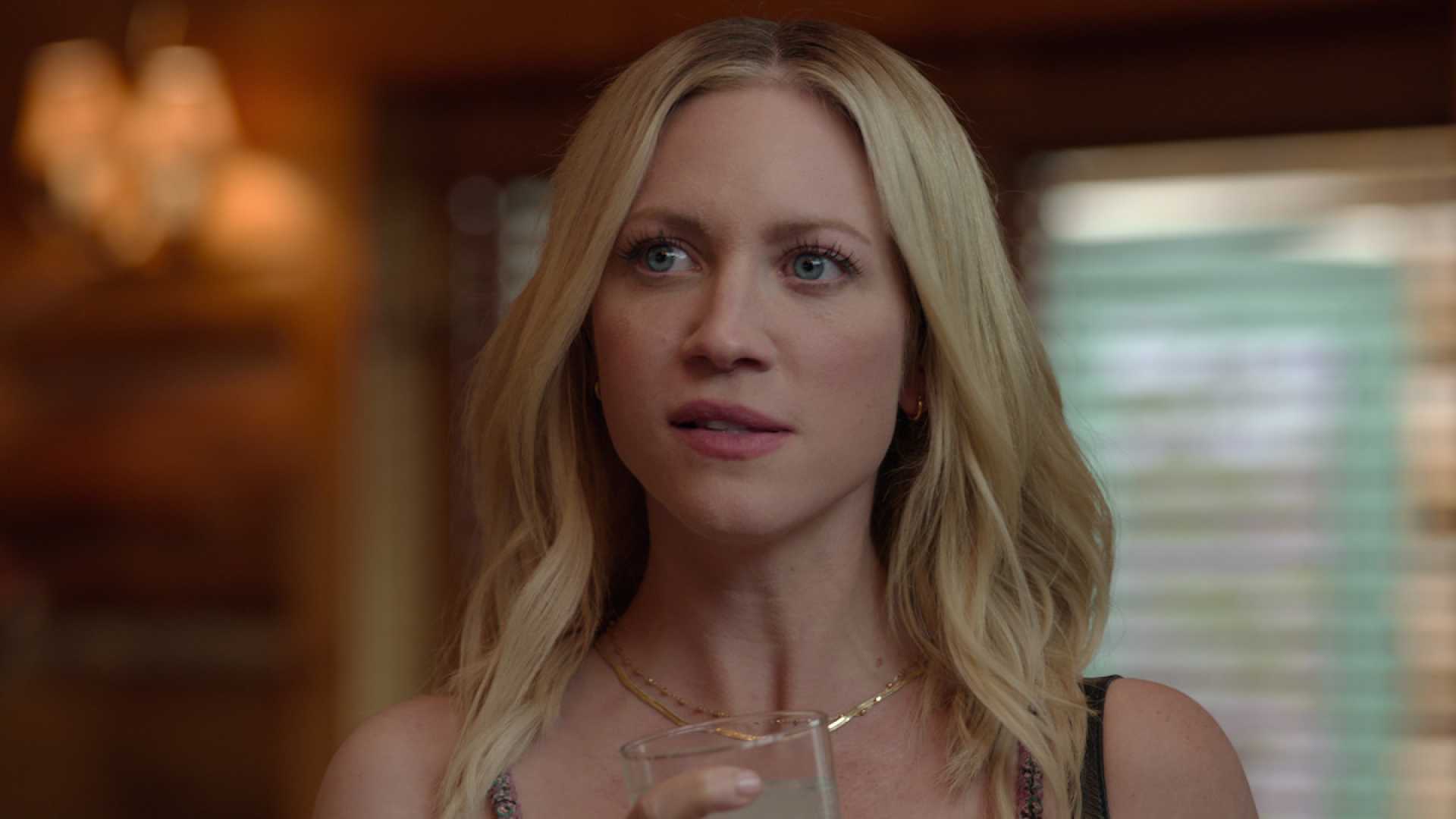 Brittany Snow The Hunting Wives Netflix