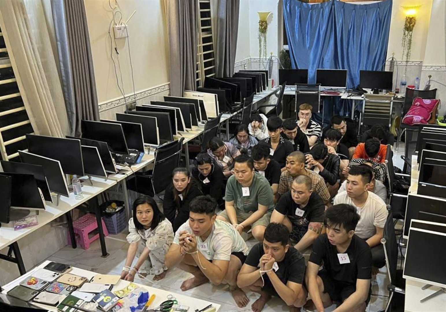 Cambodia Police Arrest Online Scam Suspects