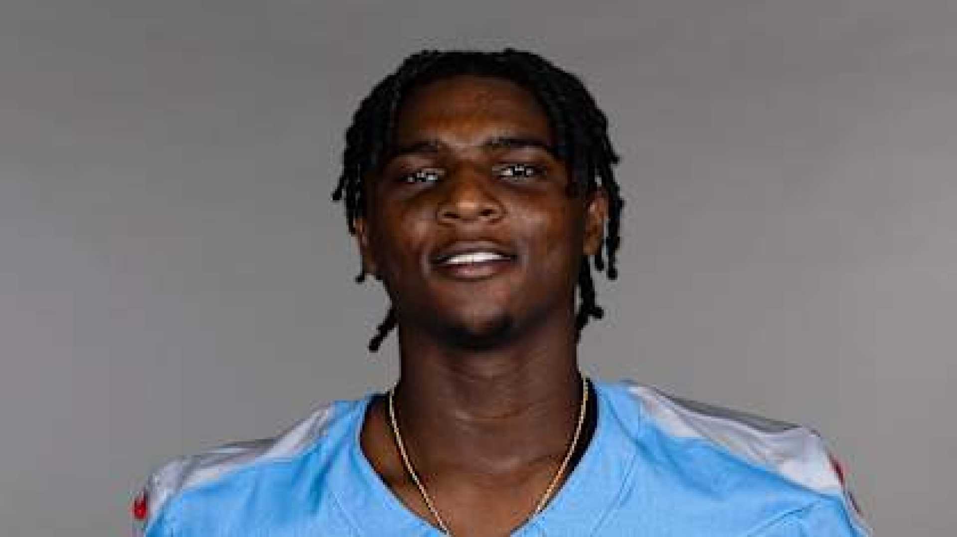 Cameron Ward Titans Quarterback