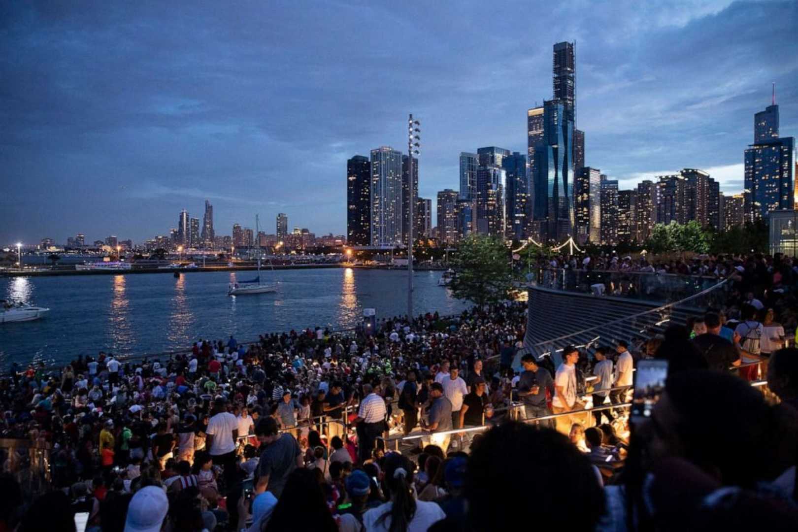 Chicago Independence Day Fireworks And Shootings