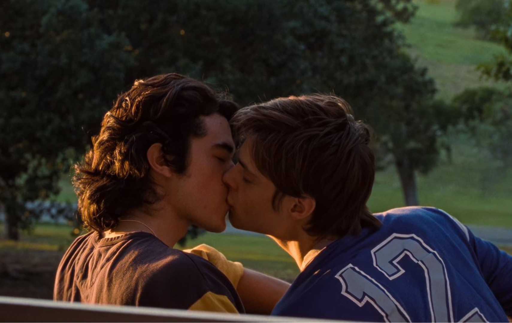 Conan Gray Shawn Mendes Kiss
