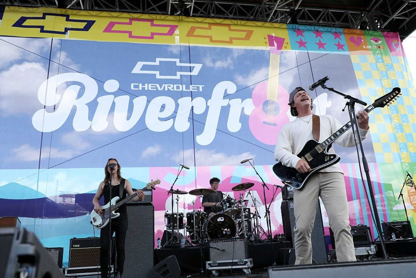 Dylan Marlowe Concert Incident