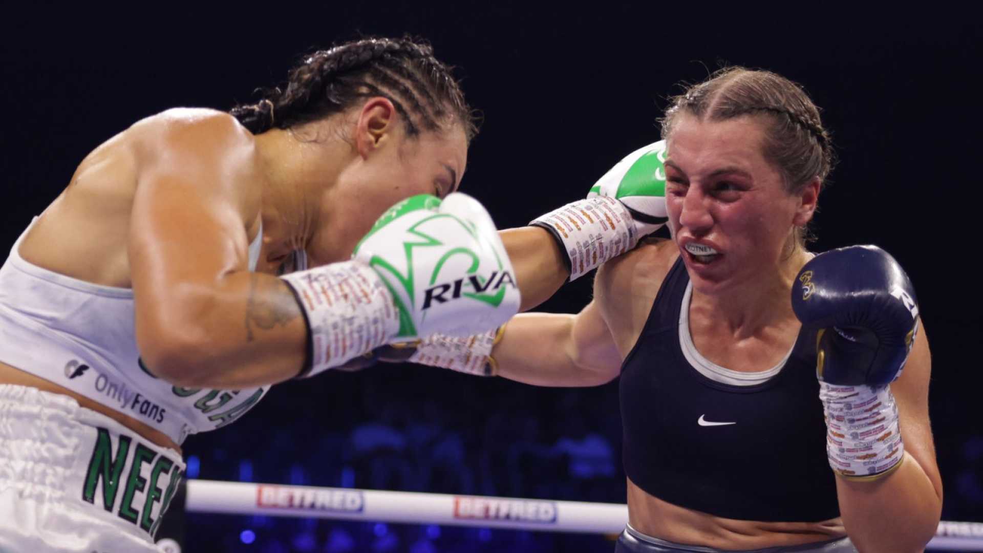 Ellie Scotney Yamileth Mercado Boxing Title Fight