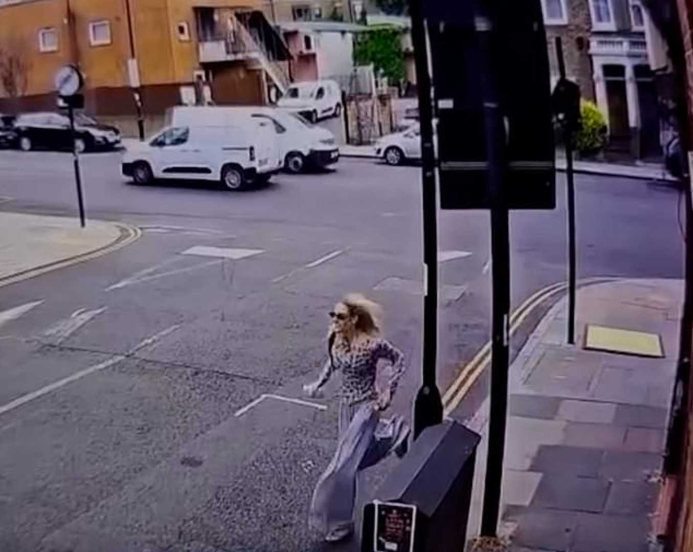 Emma Van Der Hoek Phone Theft London