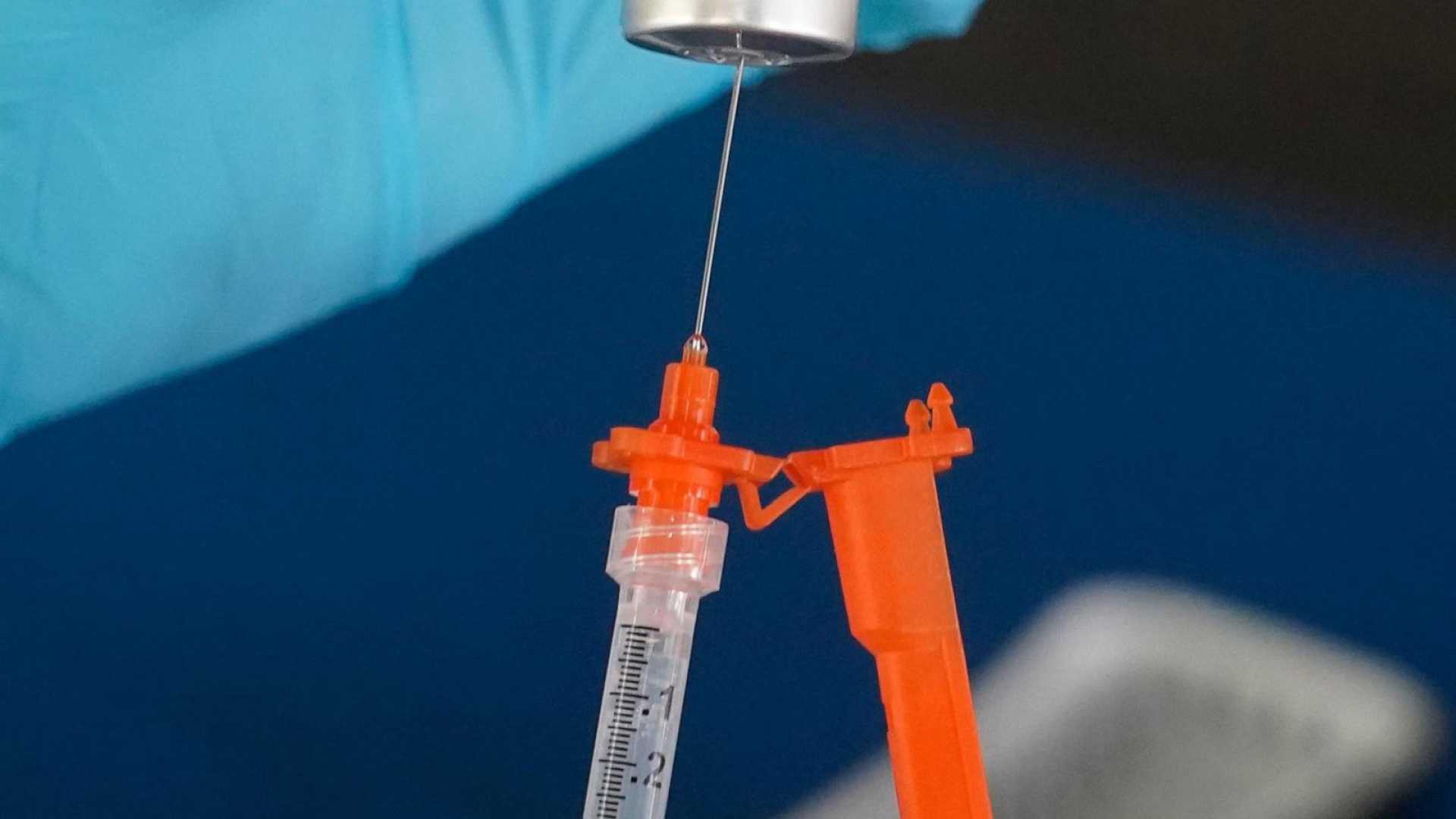 Fda Vaccine Official Vinay Prasad Covid 19 Vaccines