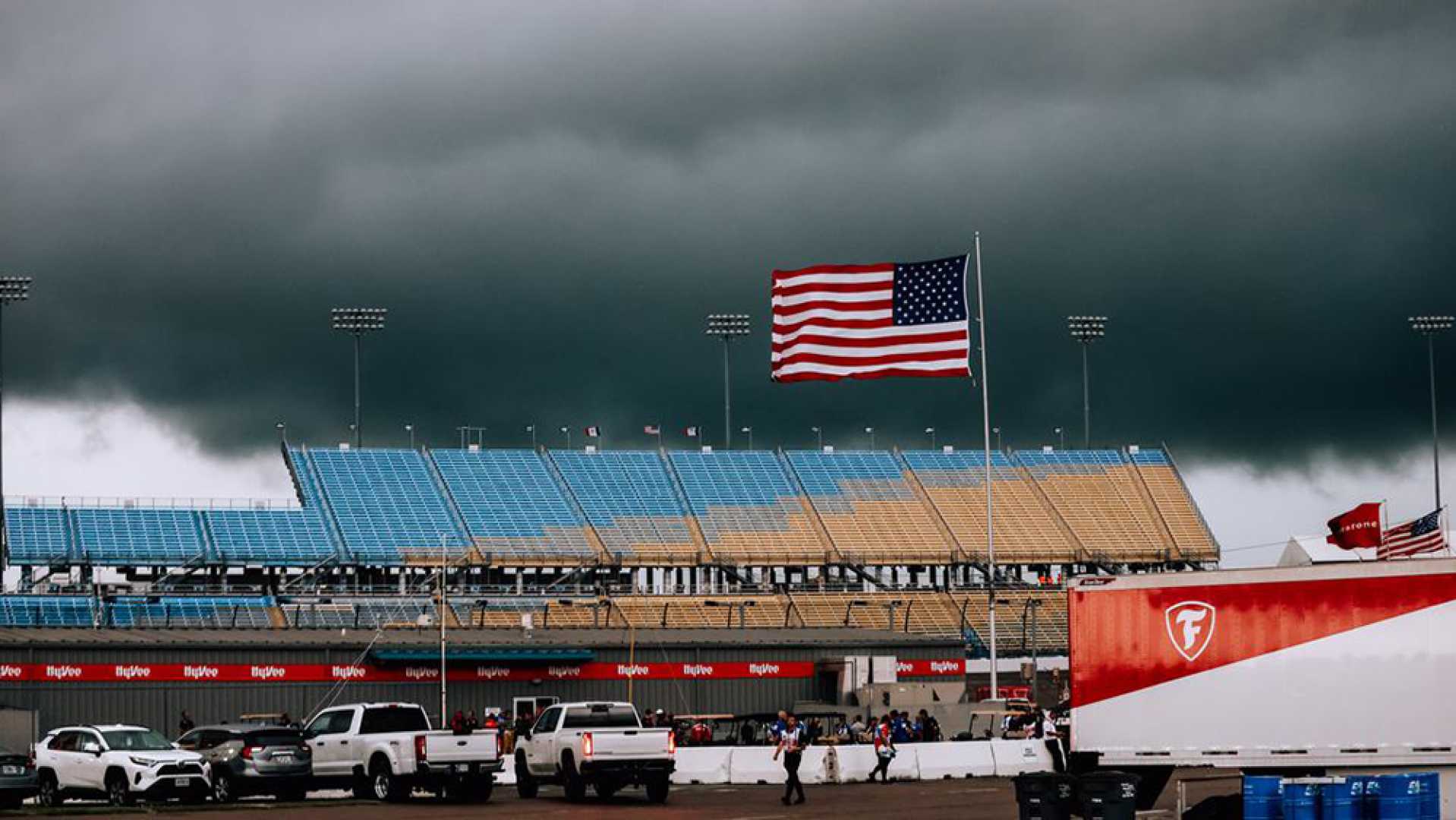 Indycar Iowa Speedway Rain Delay