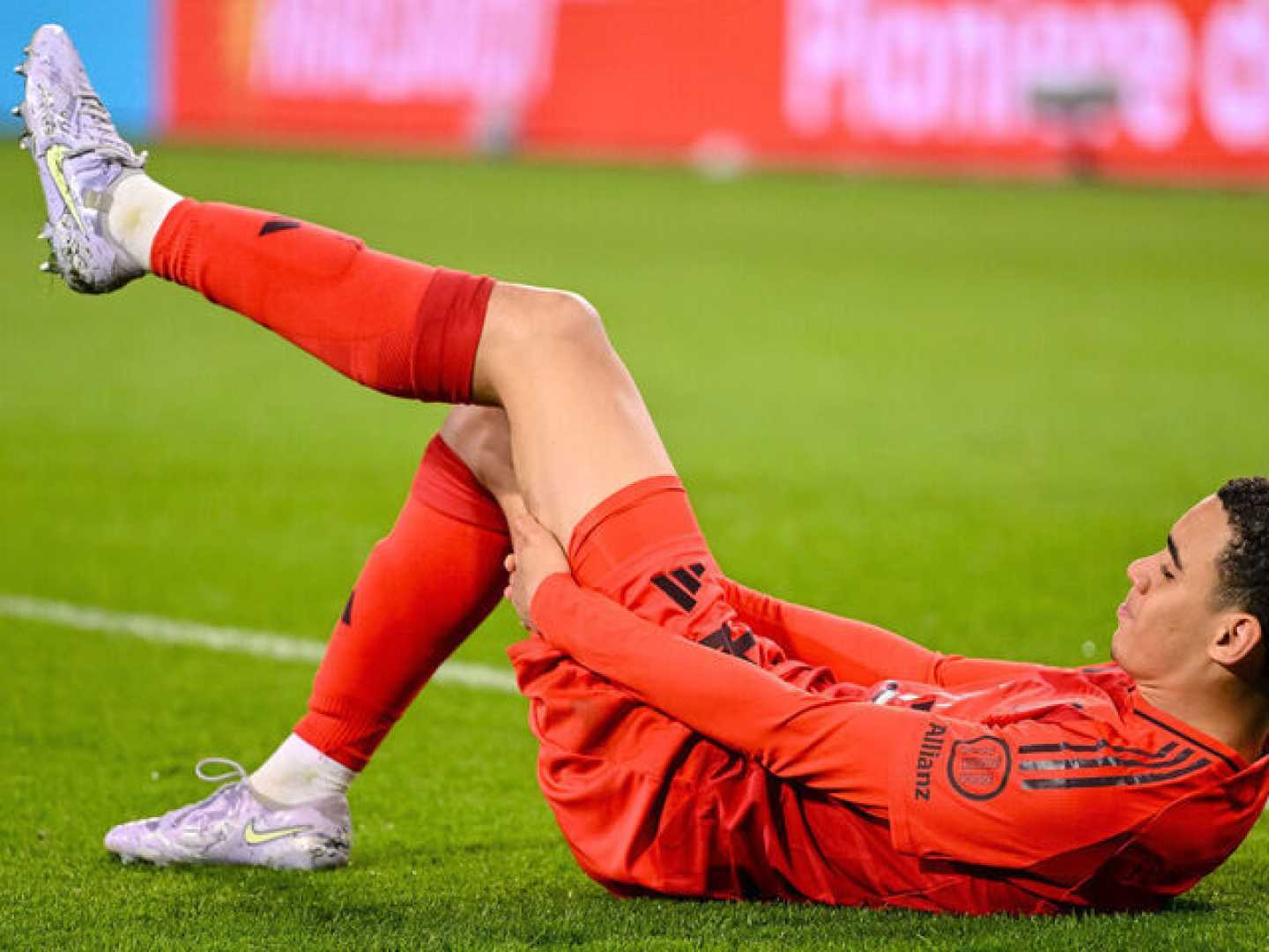 Jamal Musiala Psg Bayern Munich Match Injury