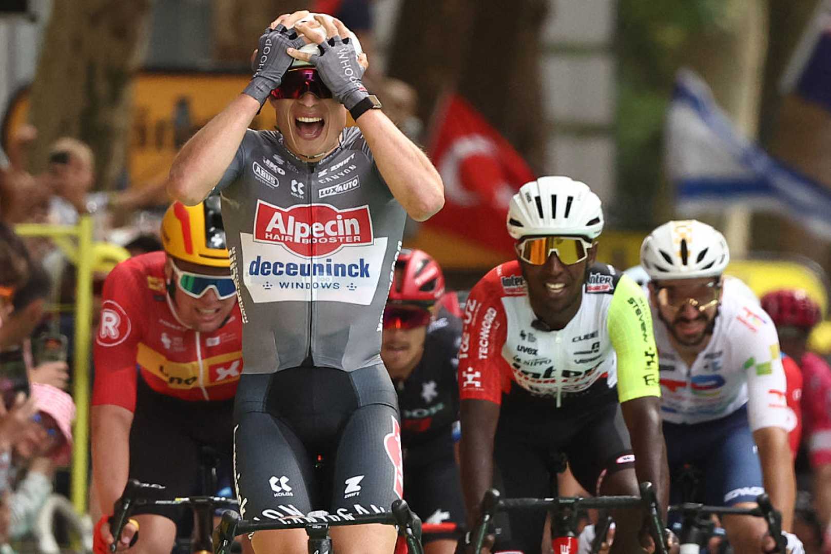 Jasper Philipsen Tour De France Chaos