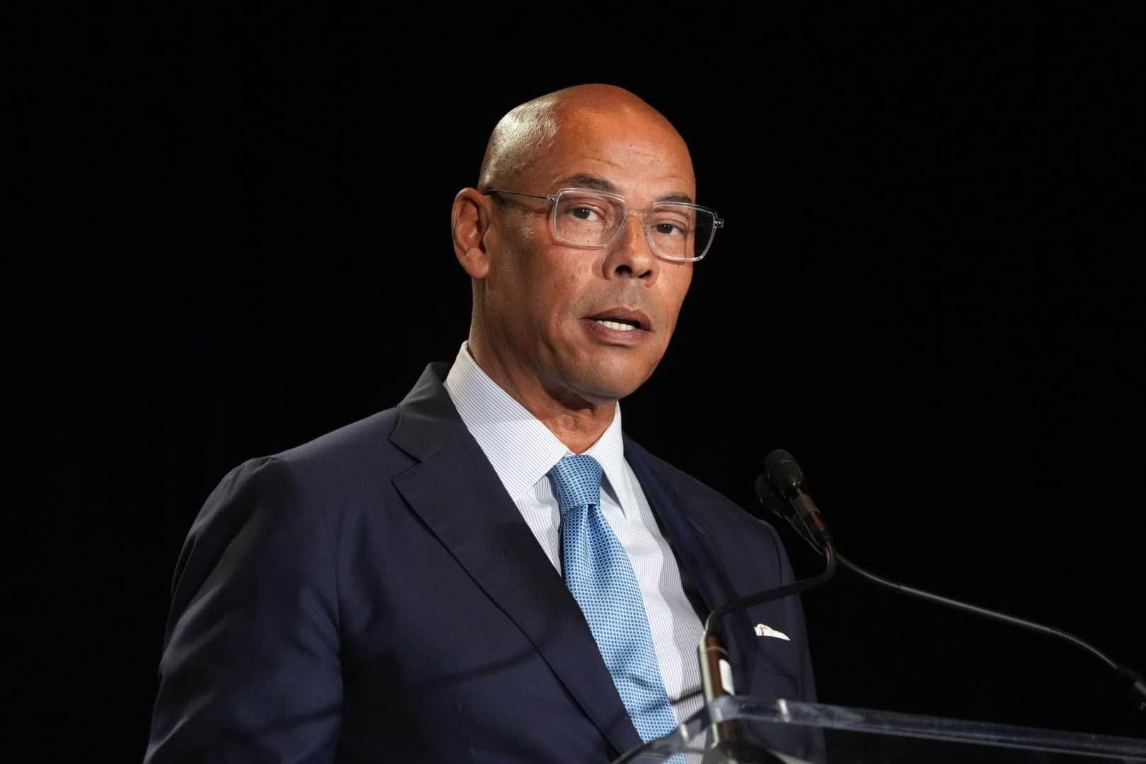 Lloyd Howell Nflpa Executive Director Controversy
