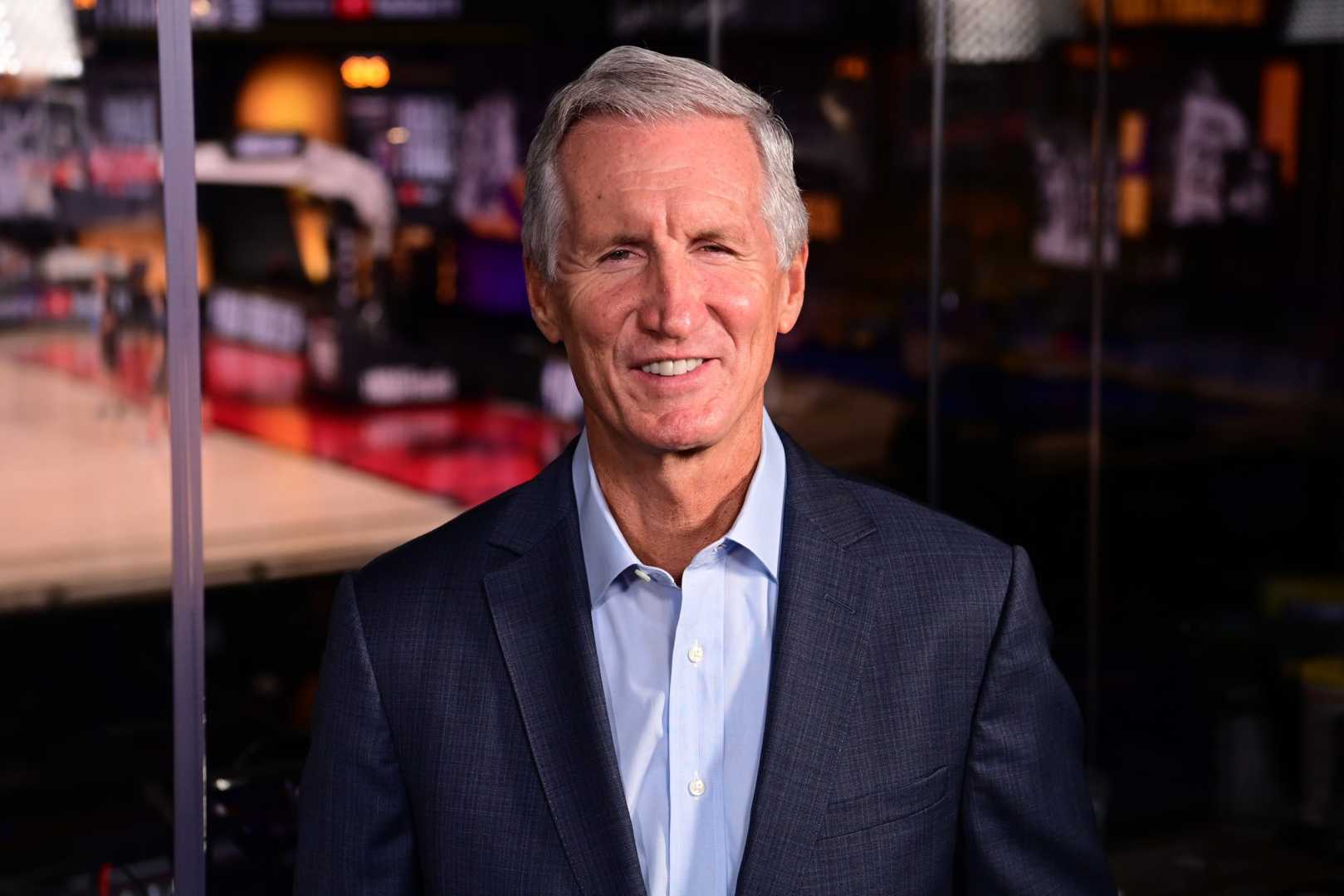 Mike Breen Espn Play By Play Announcer