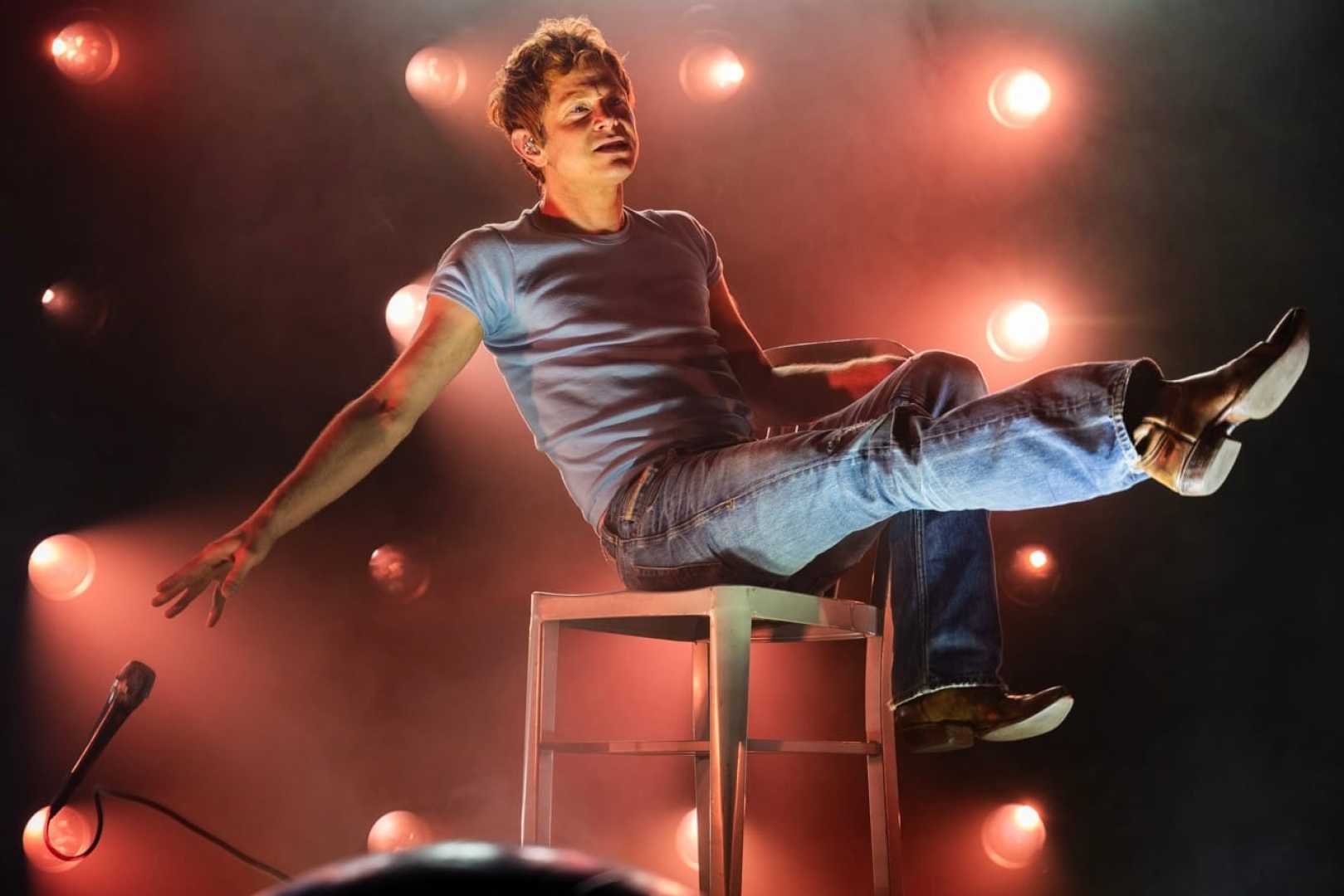 Perfume Genius Glory Tour Performance