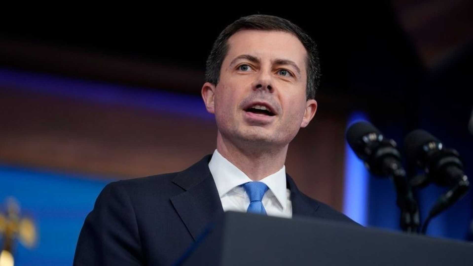 Pete Buttigieg Diversity Investment Aviation