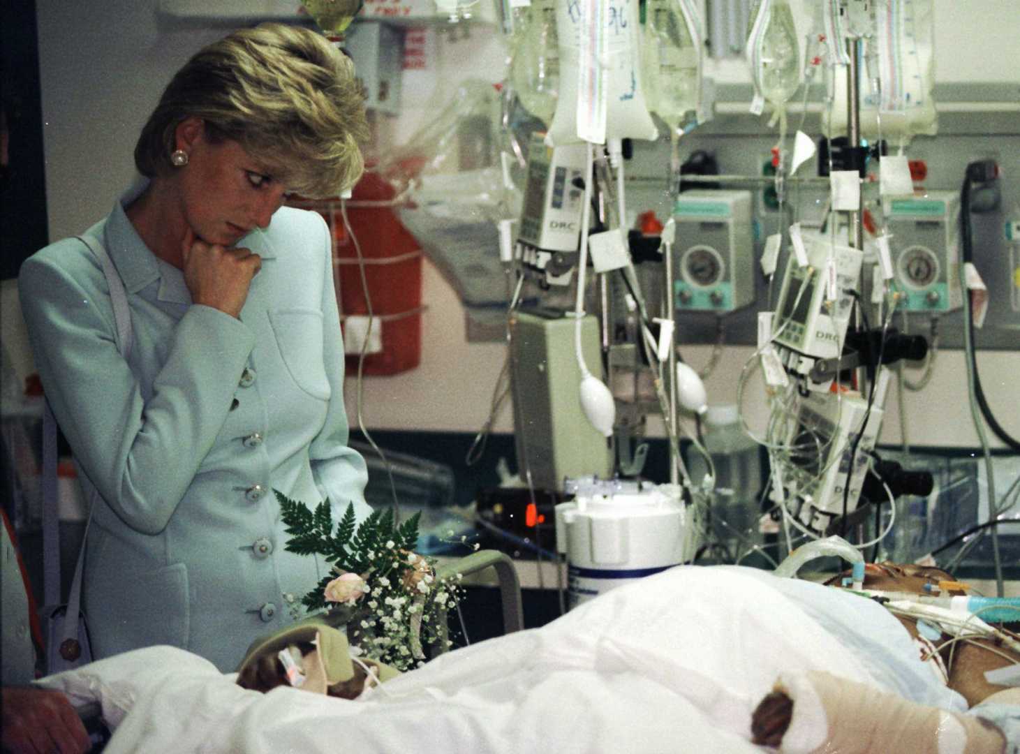 Princess Diana Hospital Visit Garden