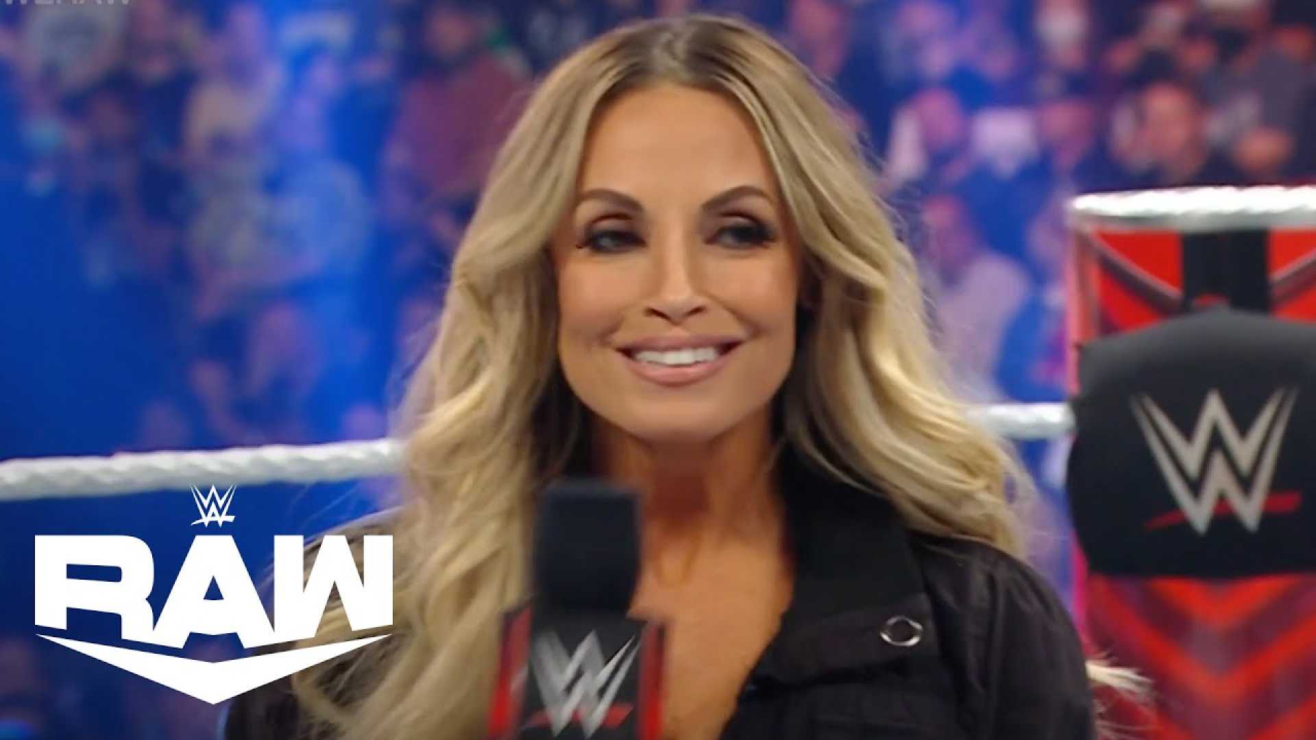 Trish Stratus Wwe Monday Night Raw