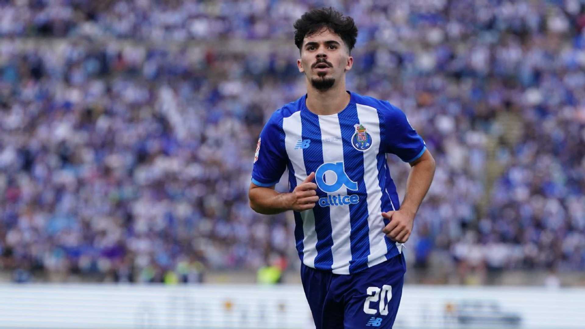 Vitinha Psg Midfielder Transfer