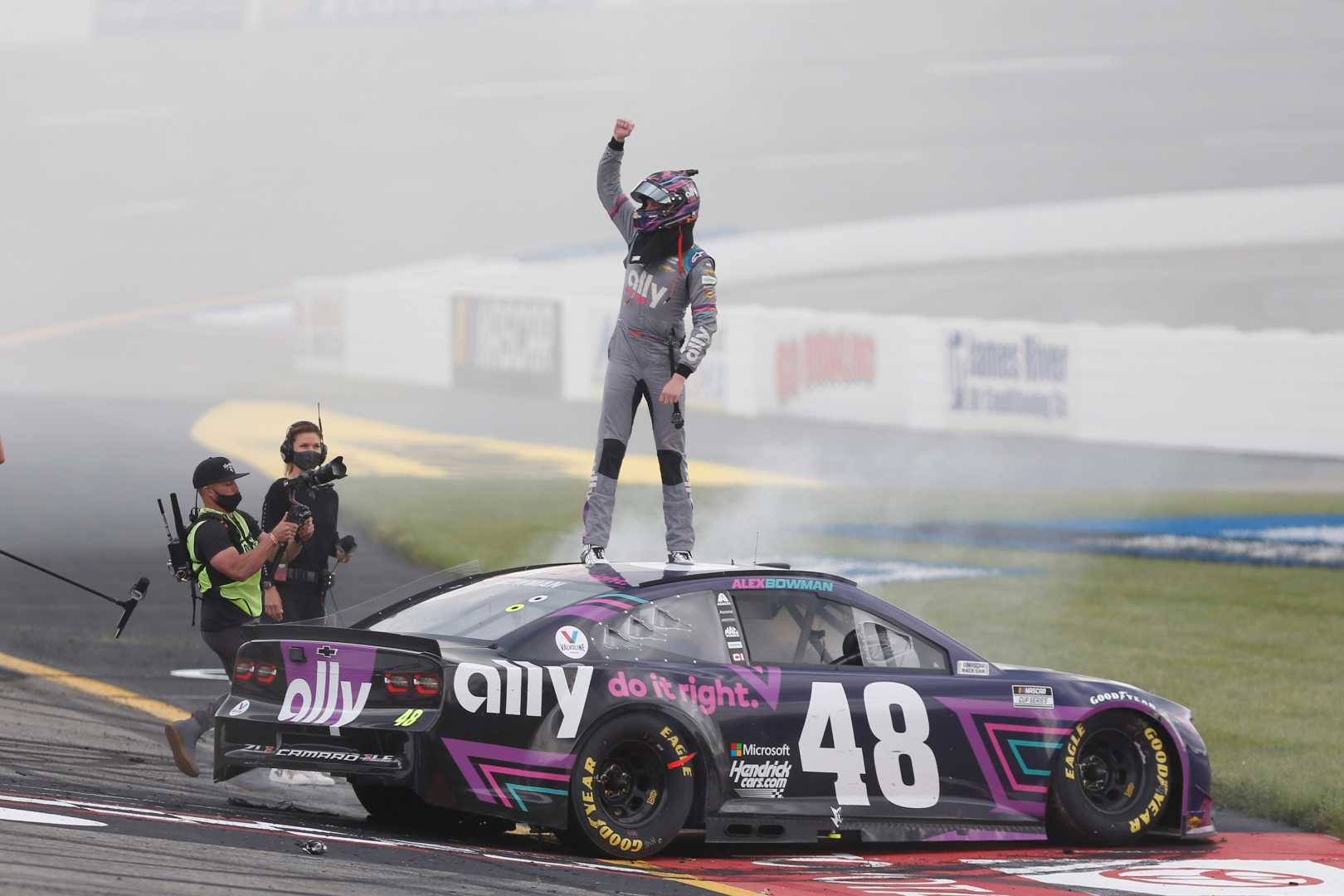Alex Bowman Nascar Richmond Race