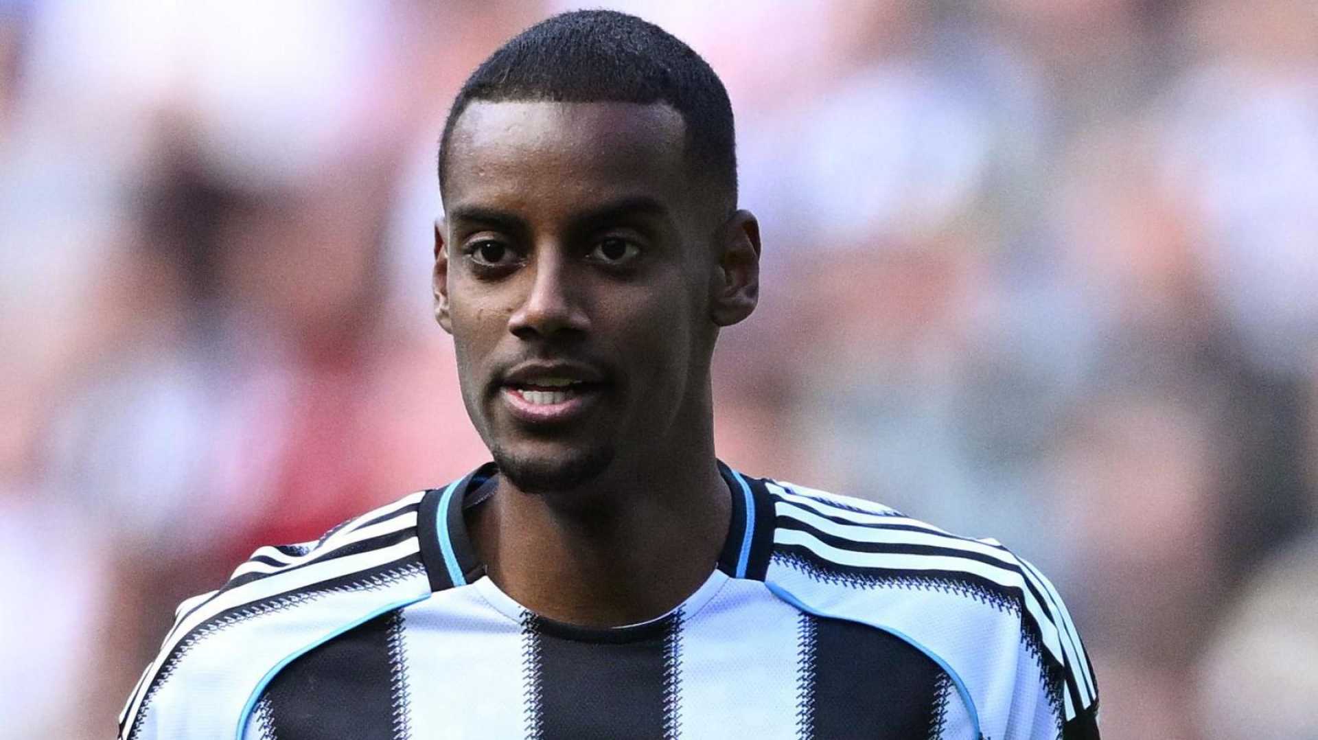 Alexander Isak Football Transfer News