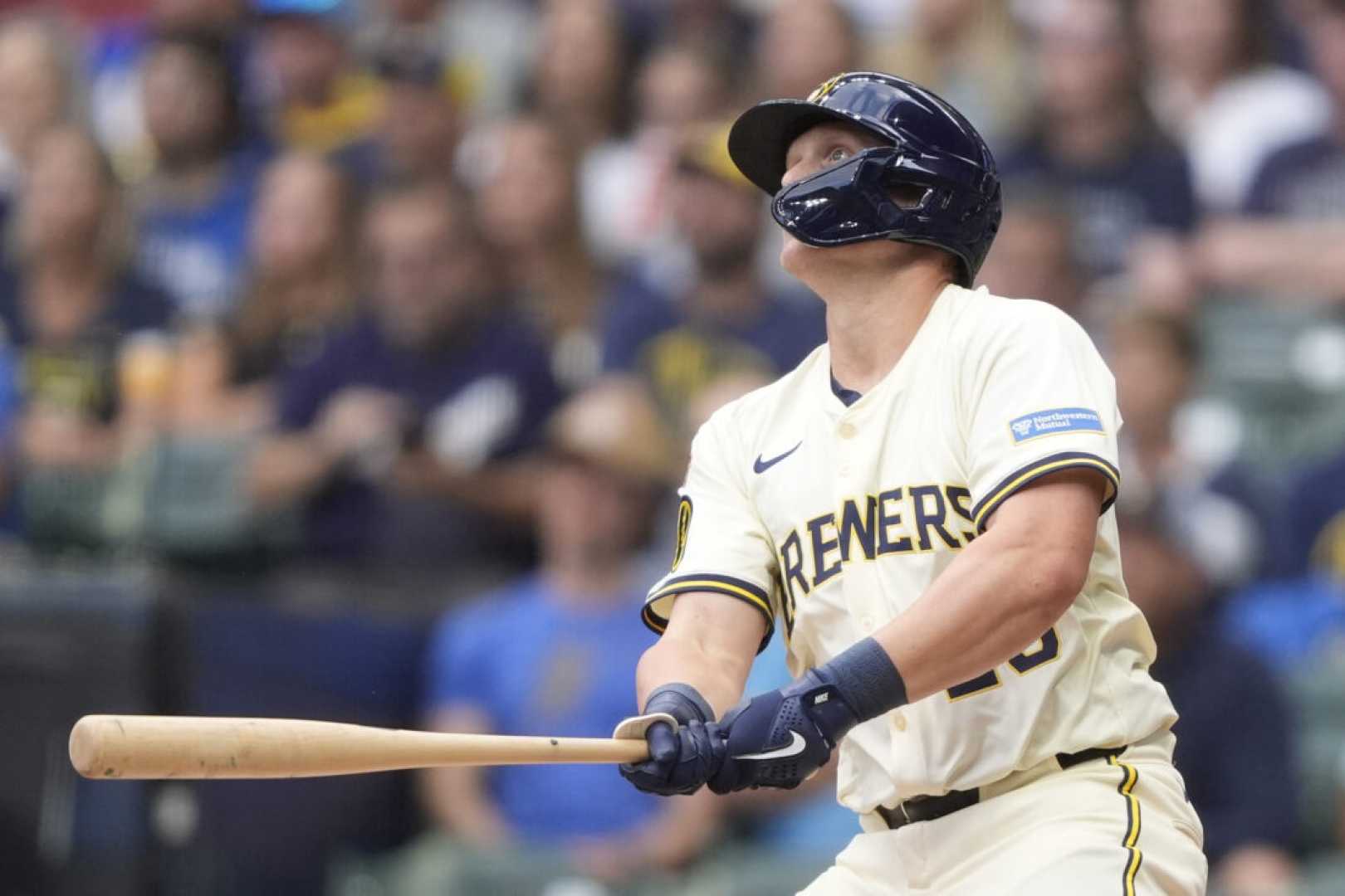 Andrew Vaughn Milwaukee Brewers Baseball